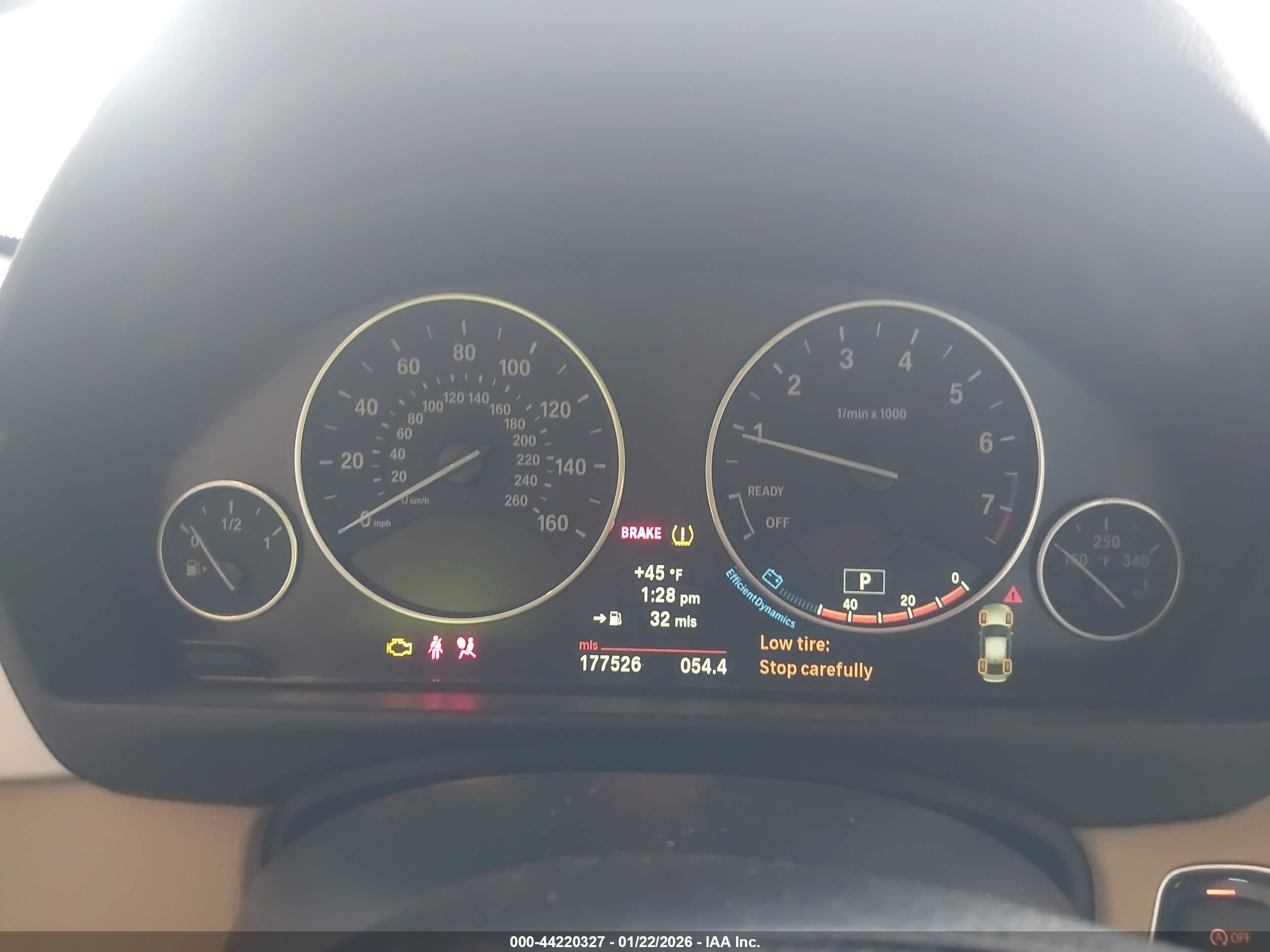 BMW 328I image 7