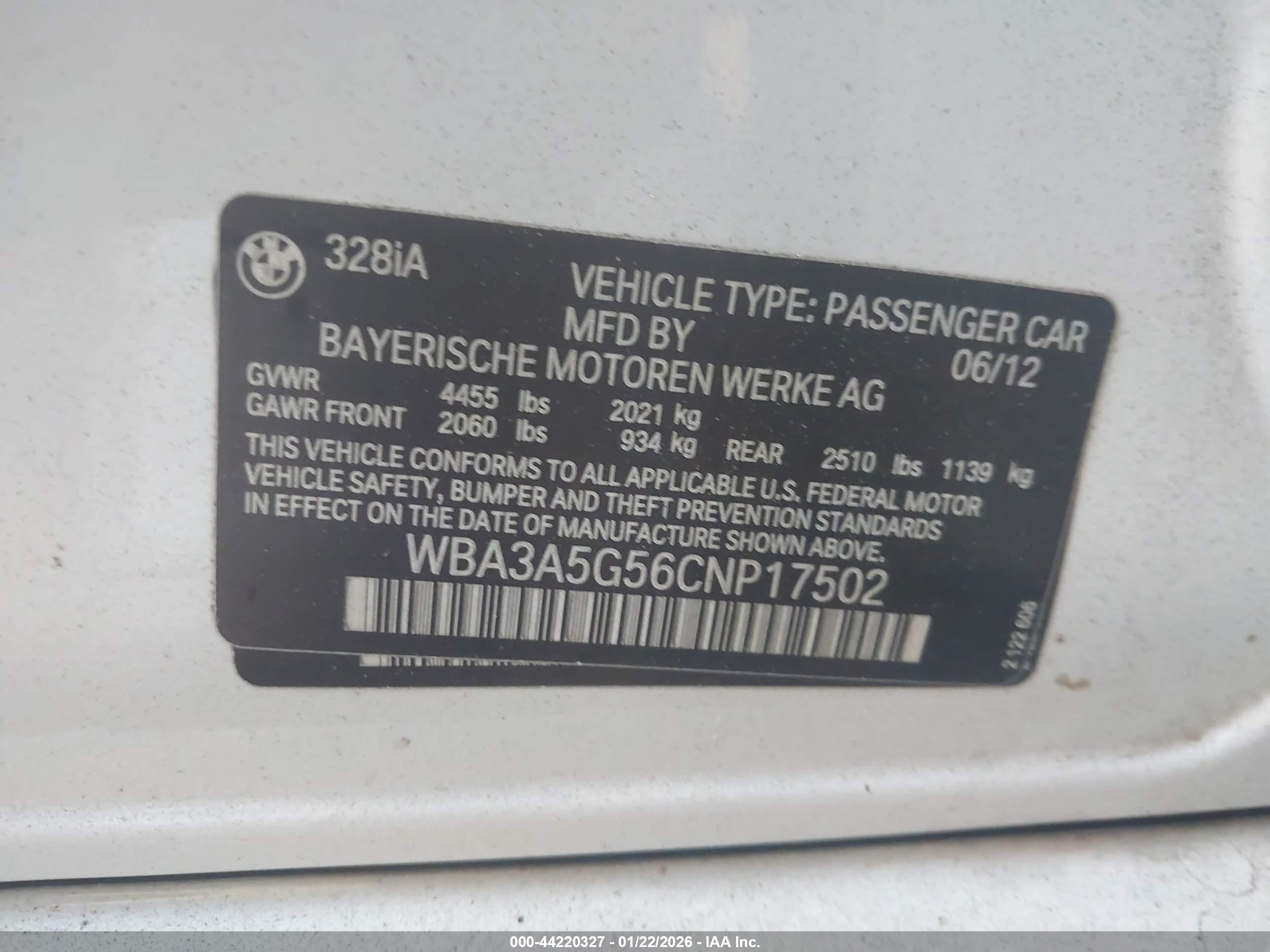 BMW 328I image 9