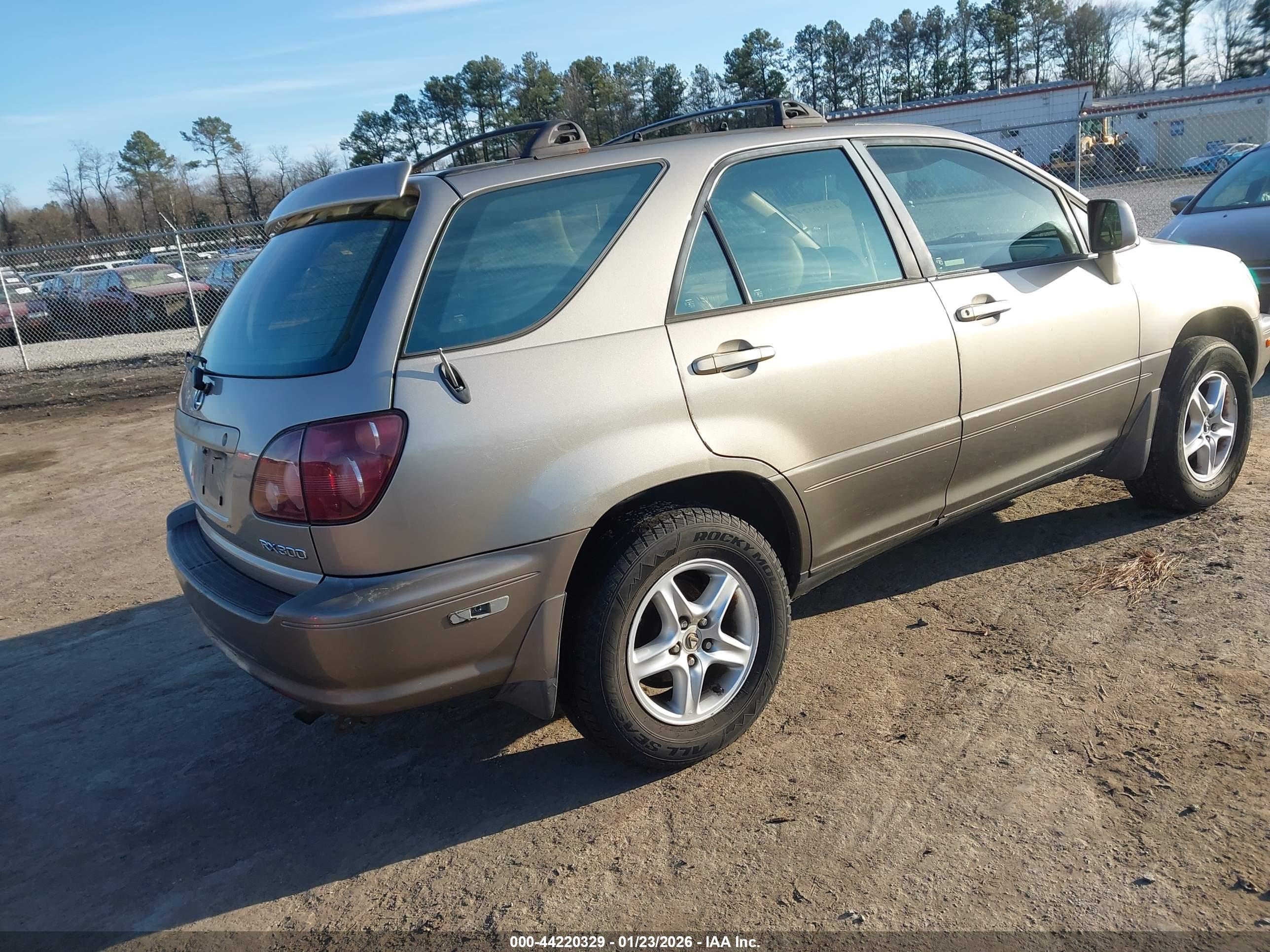 LEXUS RX image 4