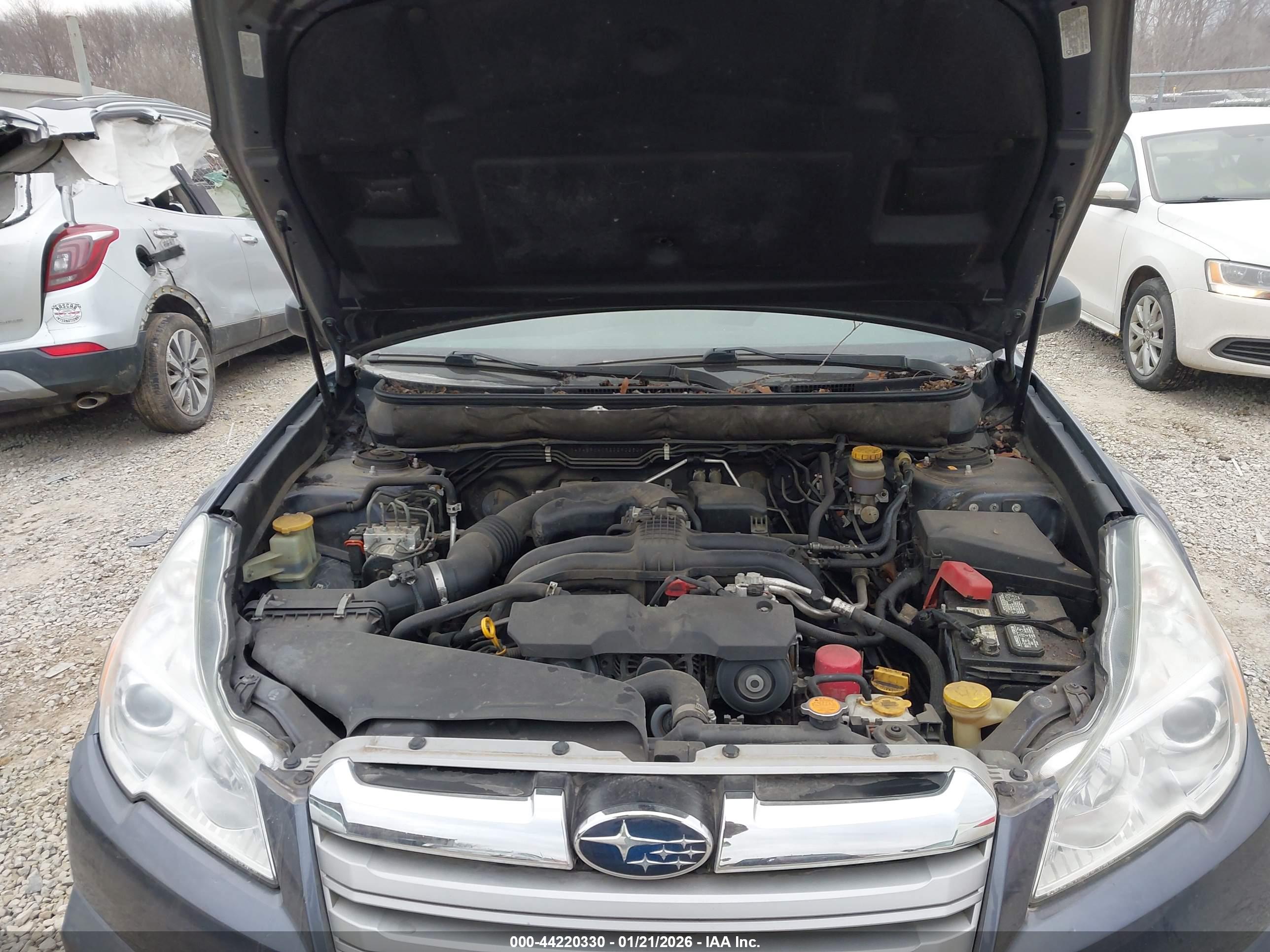 SUBARU OUTBACK image 10