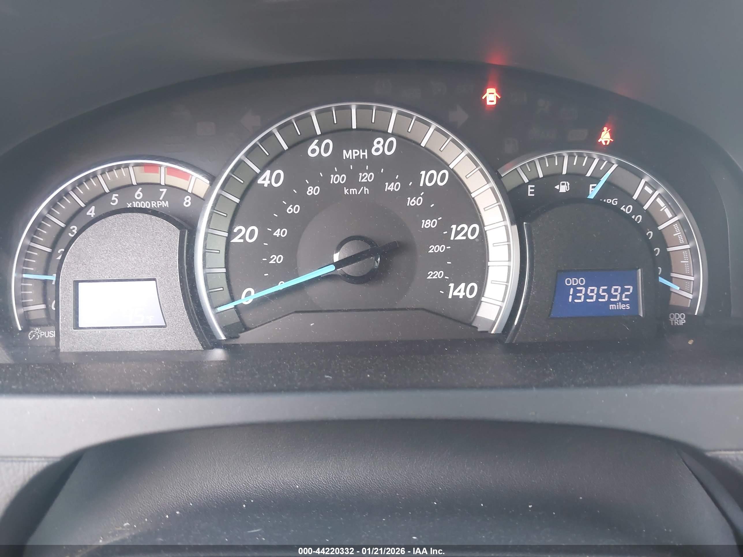 TOYOTA CAMRY image 7