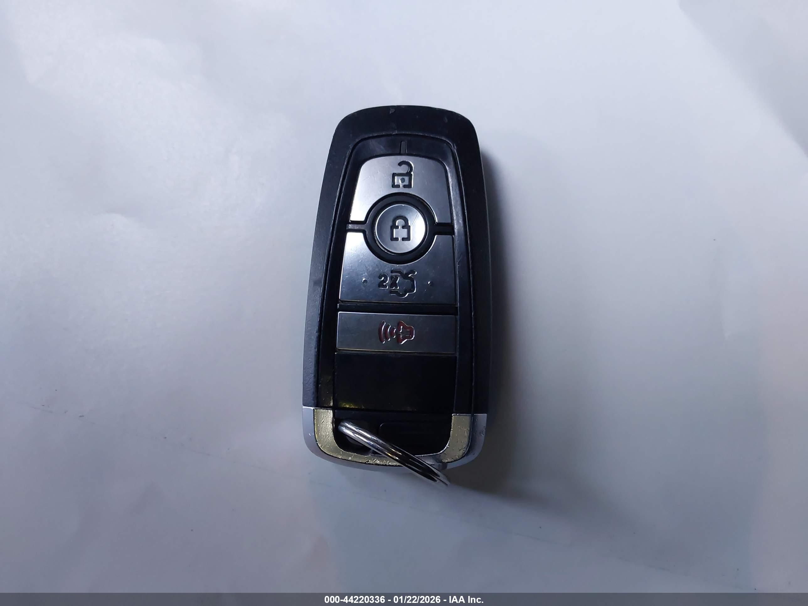 FORD EXPLORER image 11