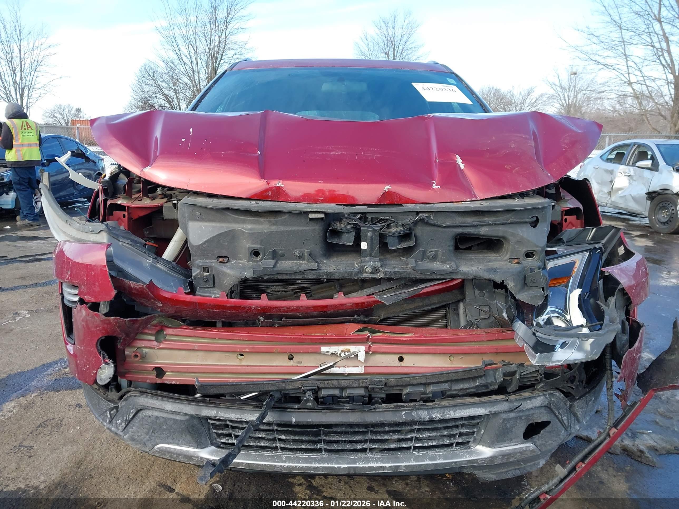 FORD EXPLORER image 6