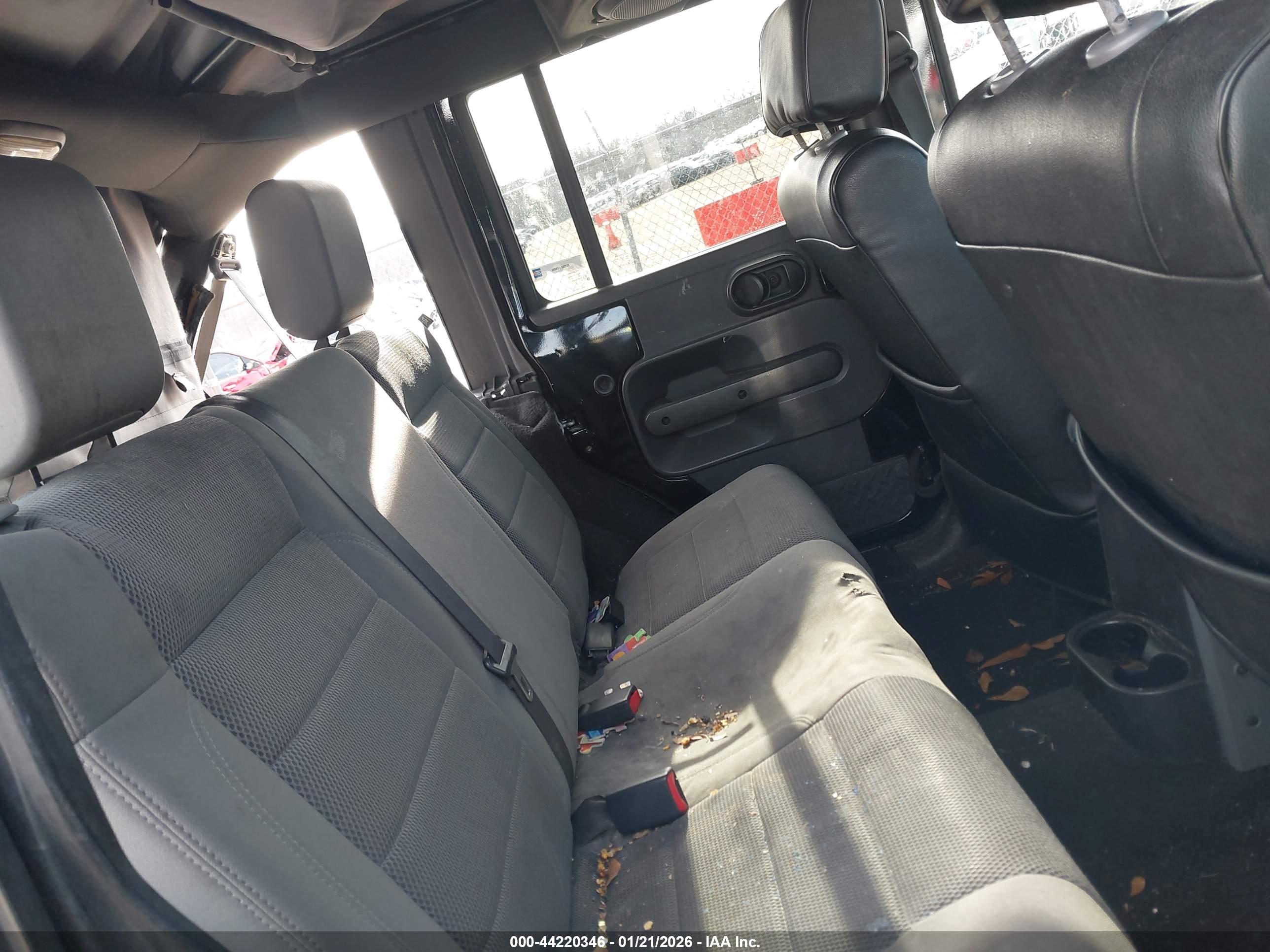 JEEP WRANGLER image 8