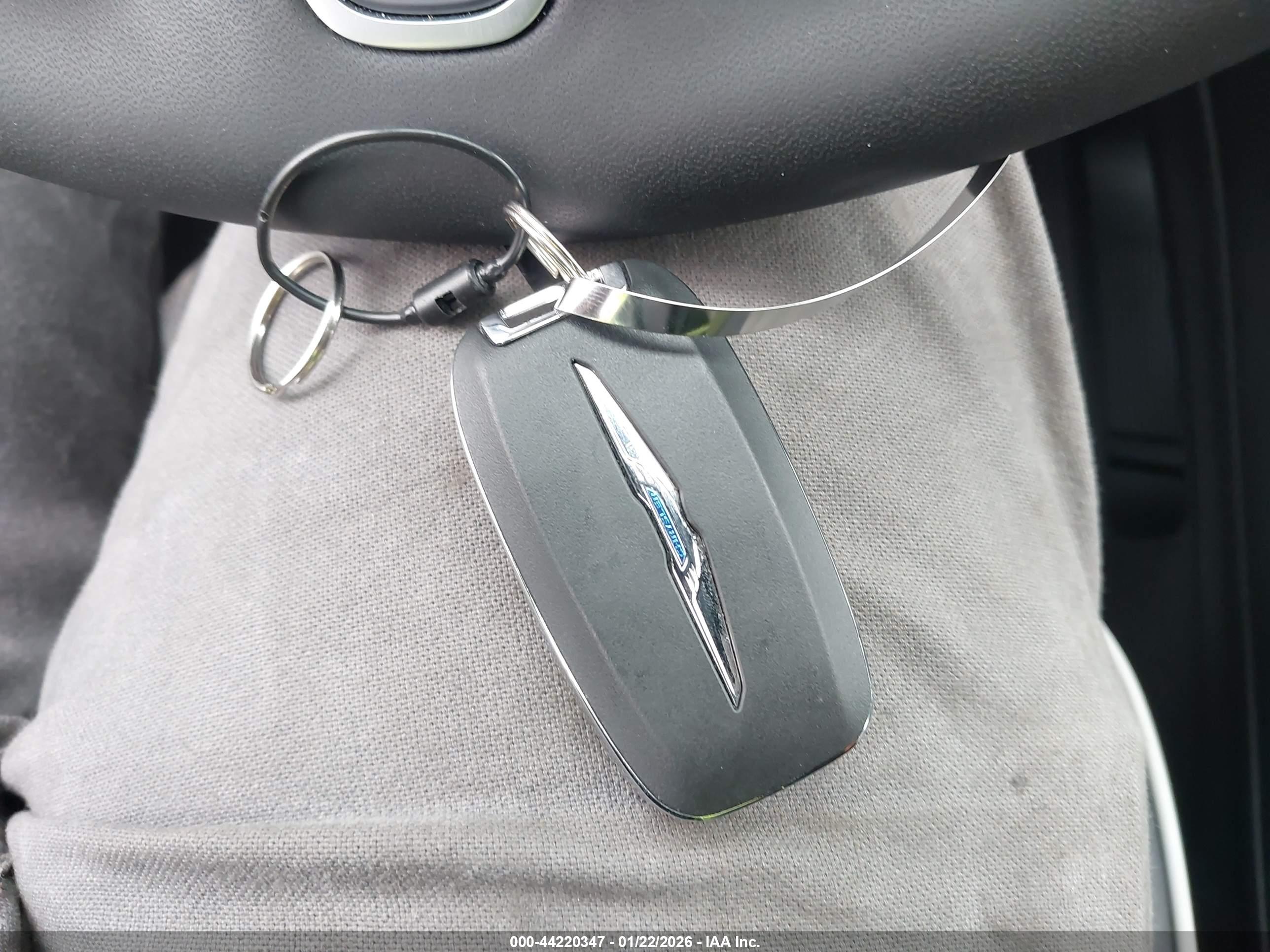 CHRYSLER PACIFICA image 11