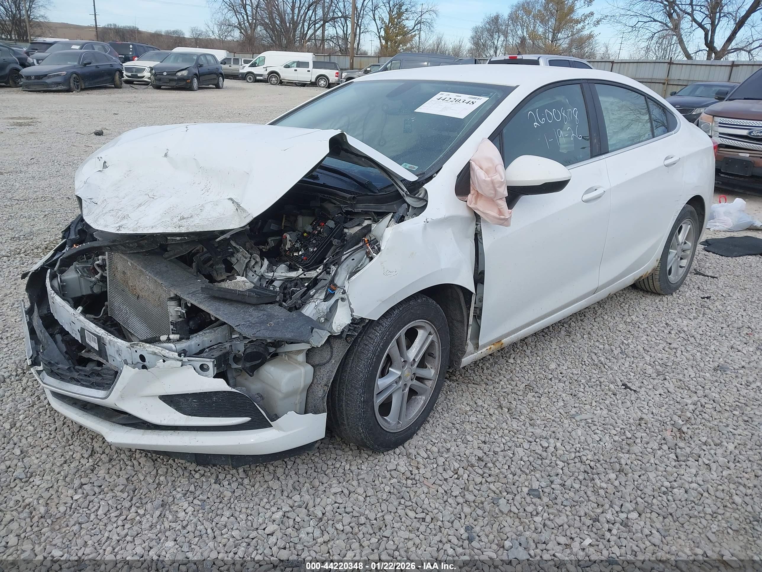 CHEVROLET CRUZE image 2