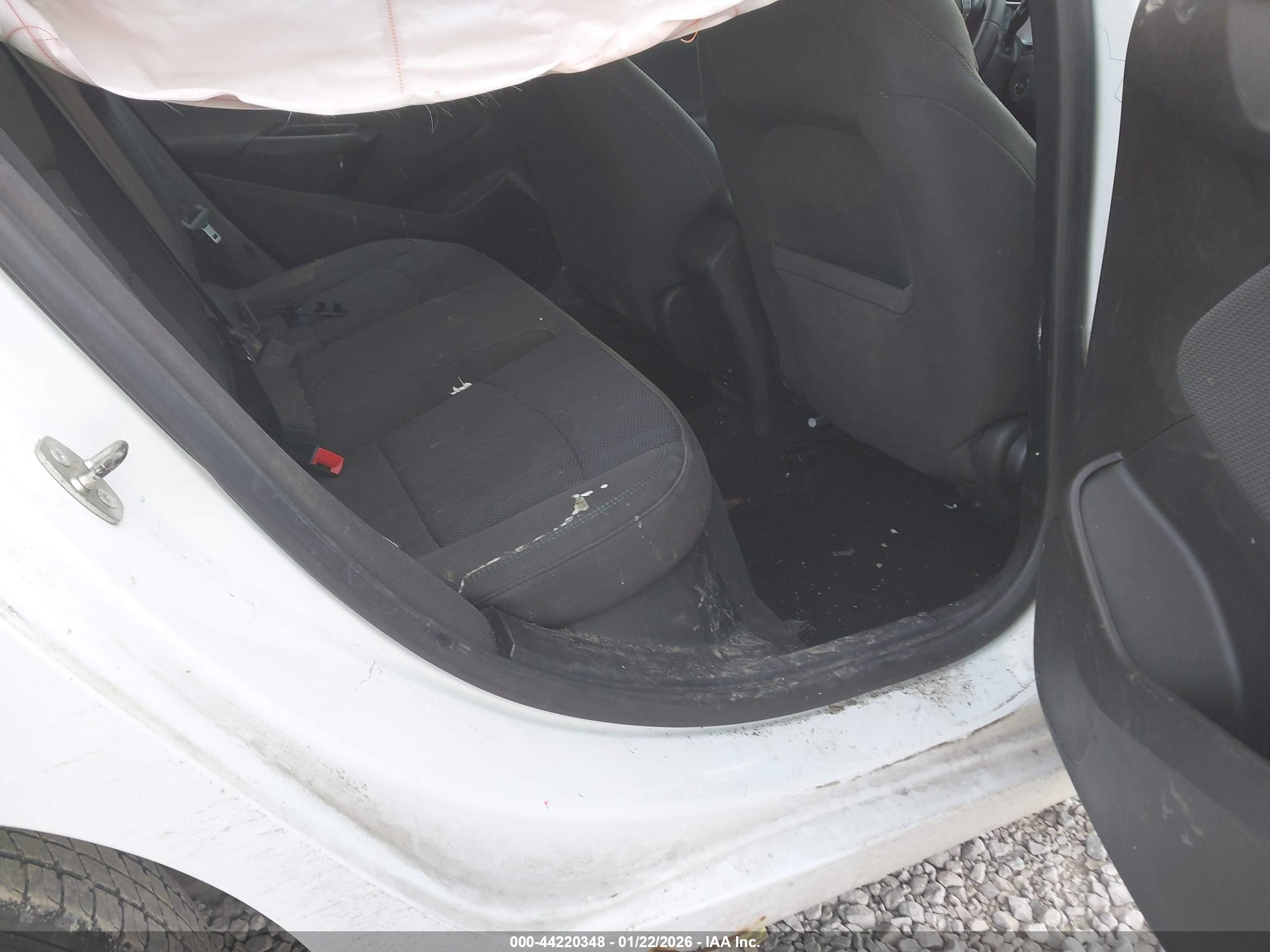 CHEVROLET CRUZE image 8