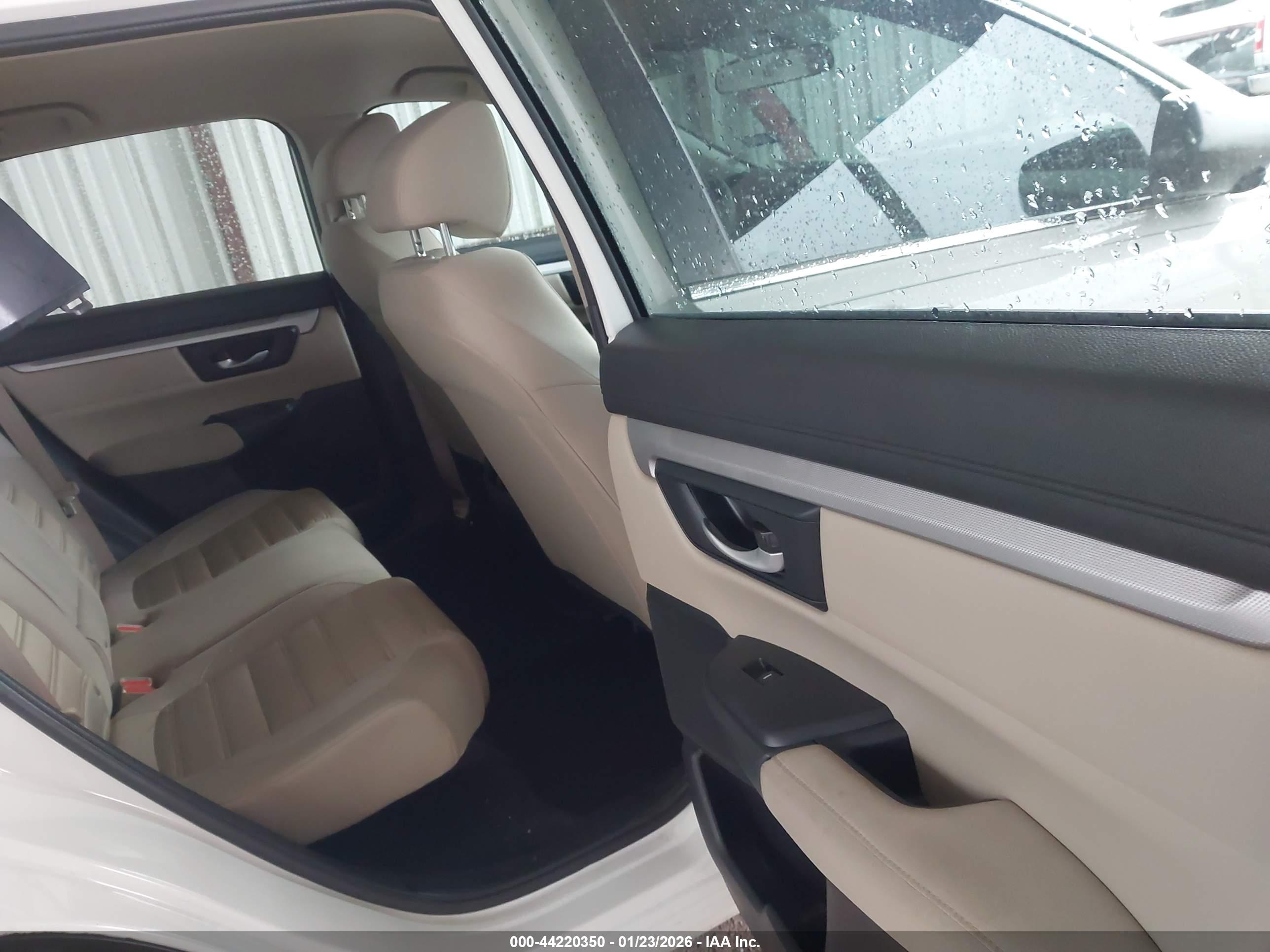HONDA CR-V image 8