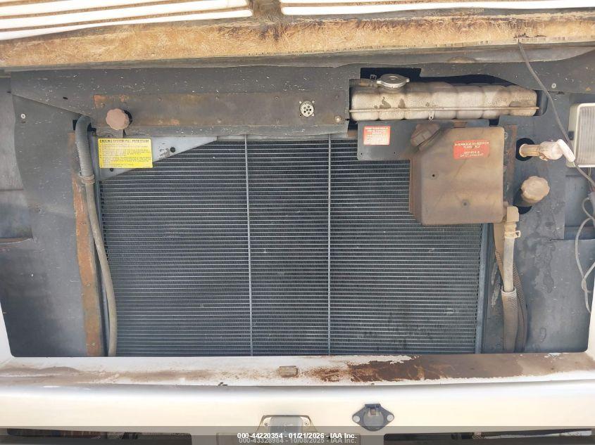 FREIGHTLINER CHASSIS image 10