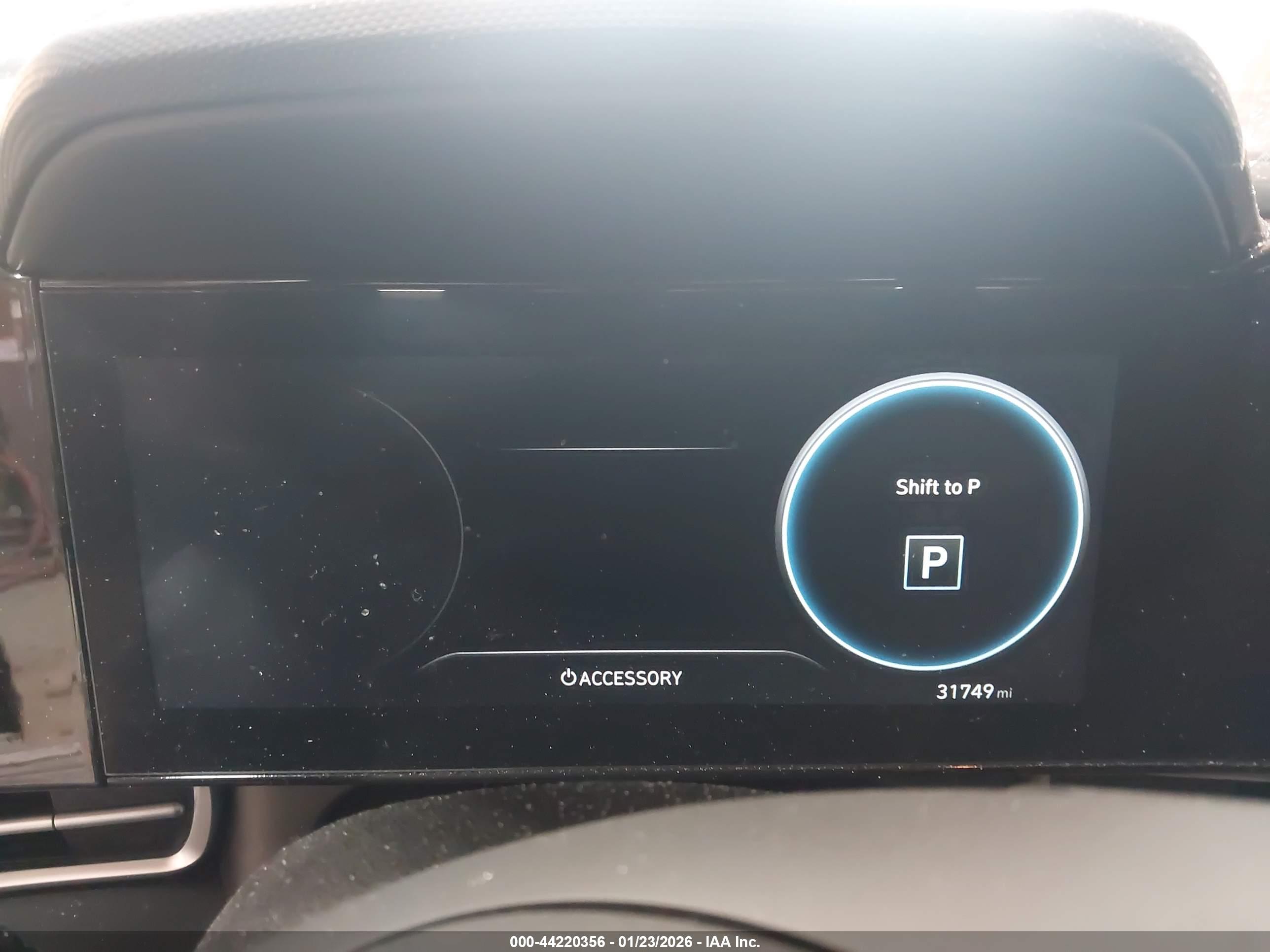 HYUNDAI ELANTRA image 7