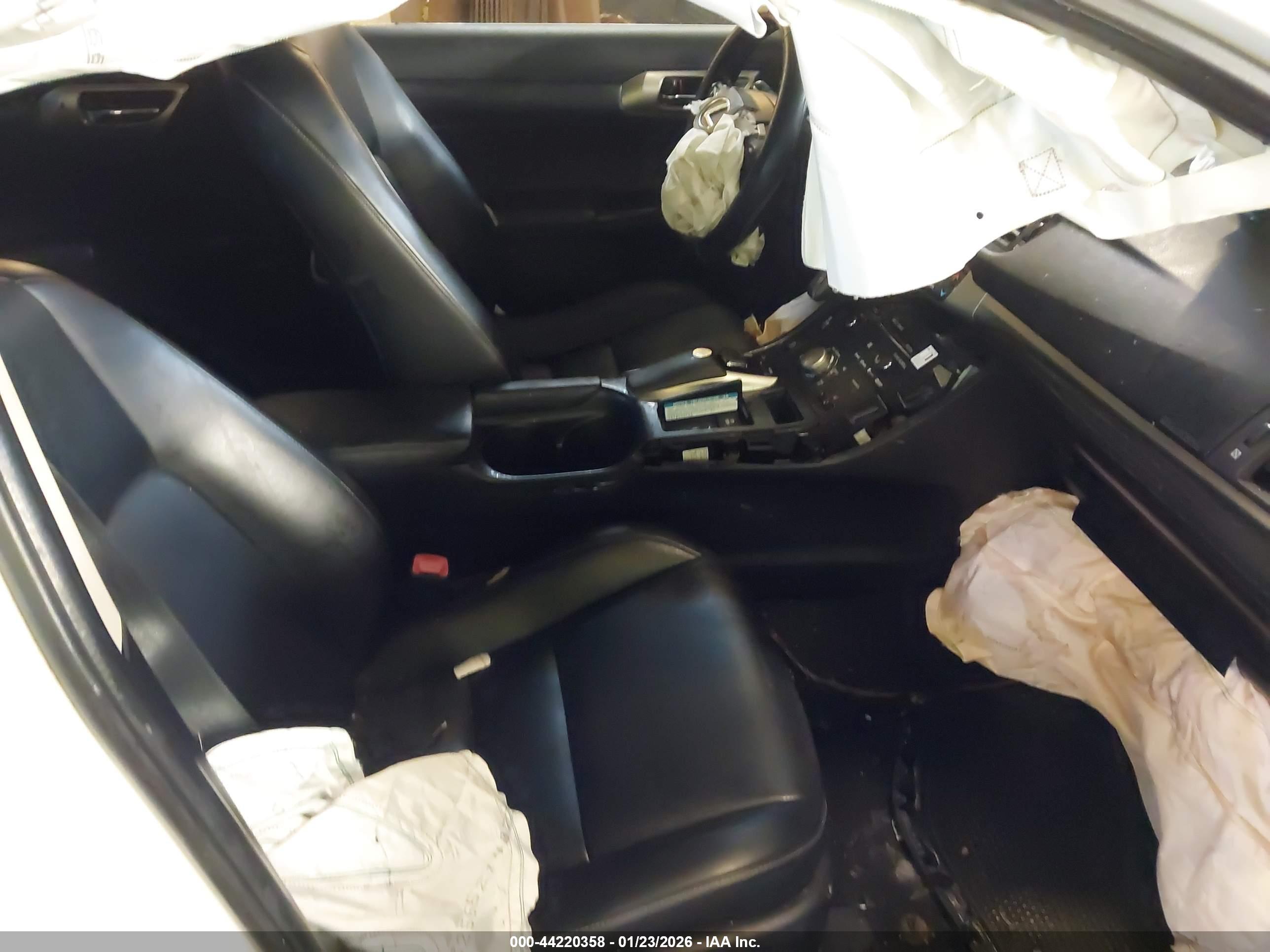 LEXUS CT image 5