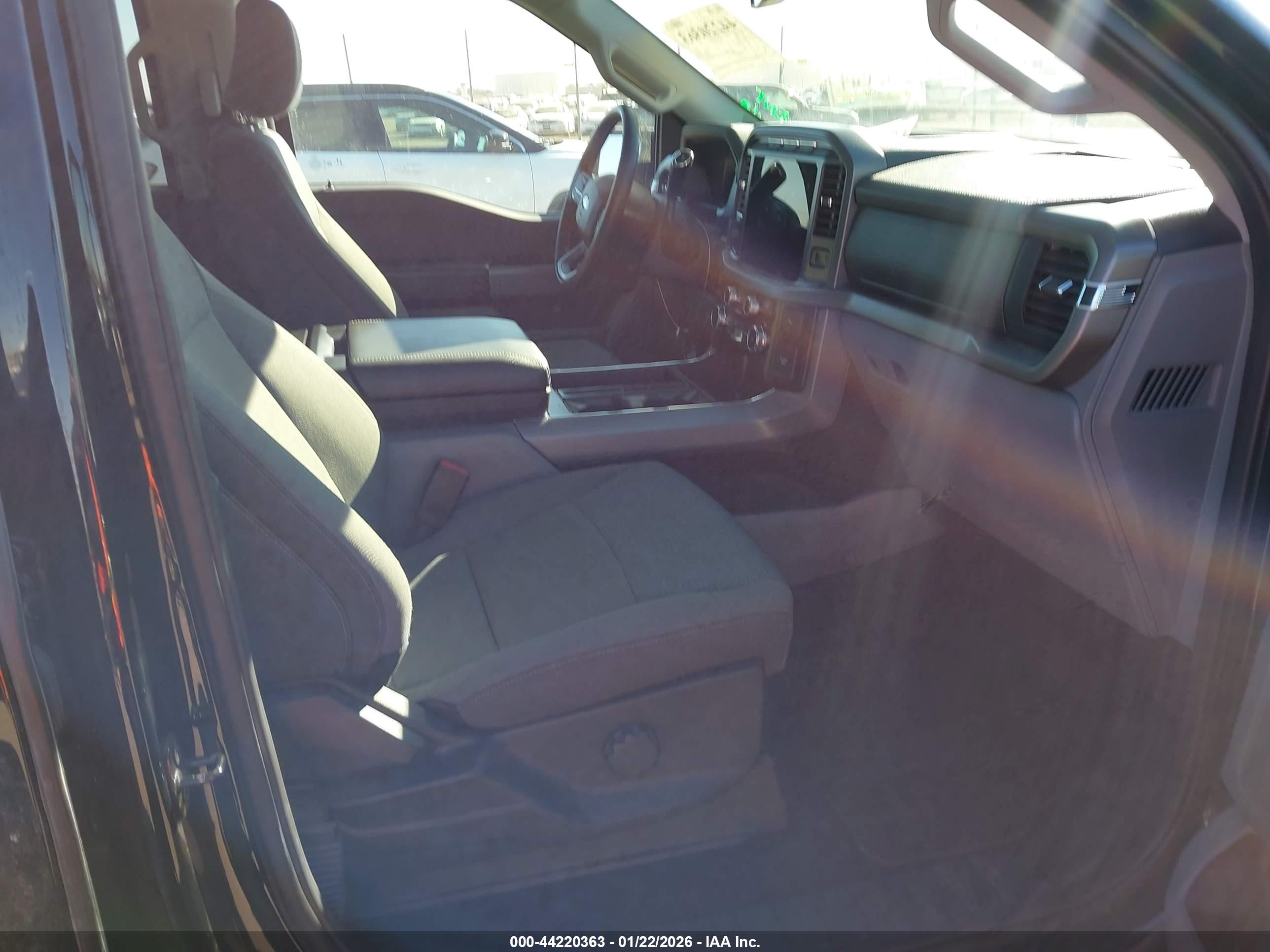 FORD F-150 image 5