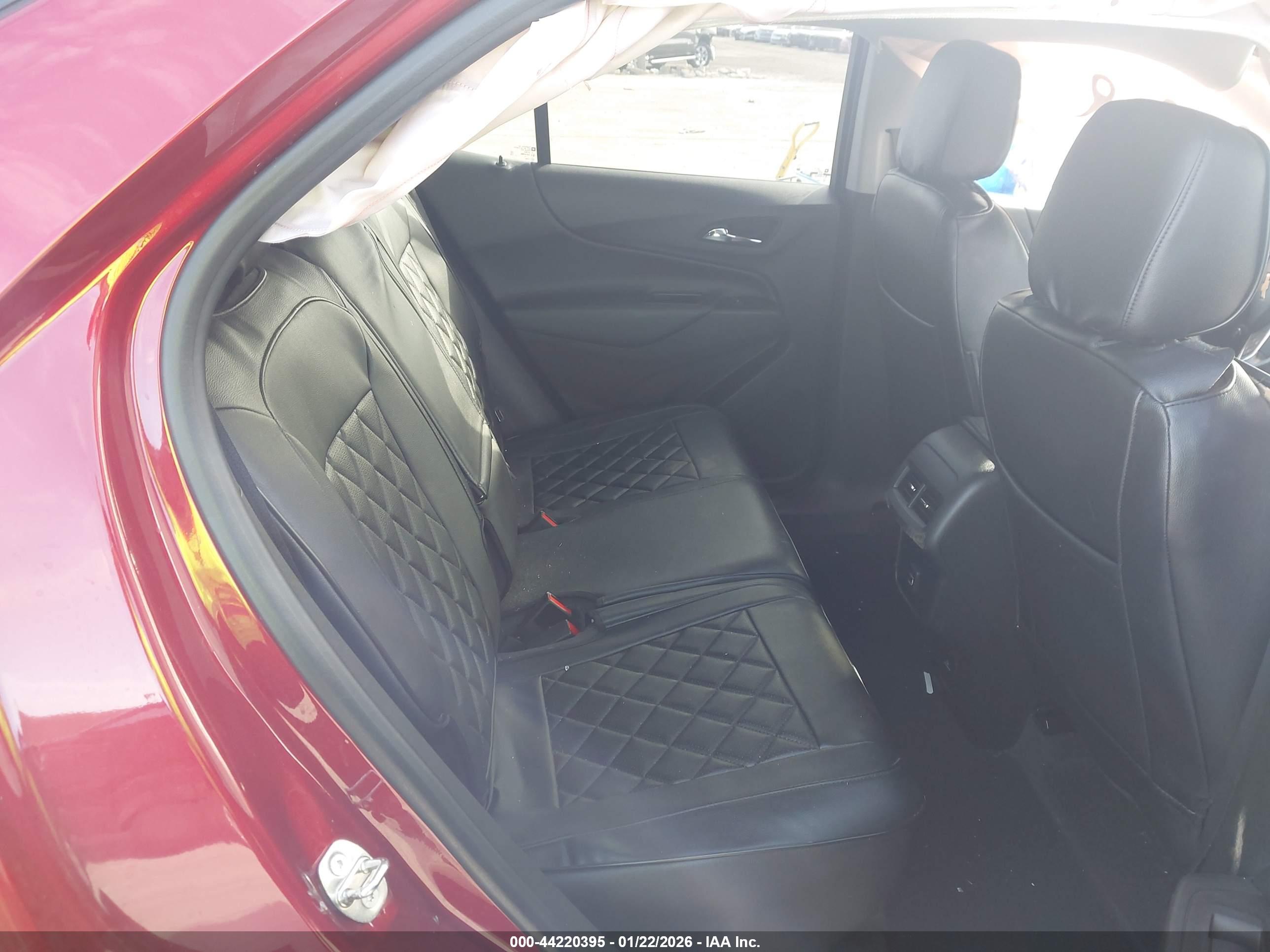 CHEVROLET EQUINOX image 8