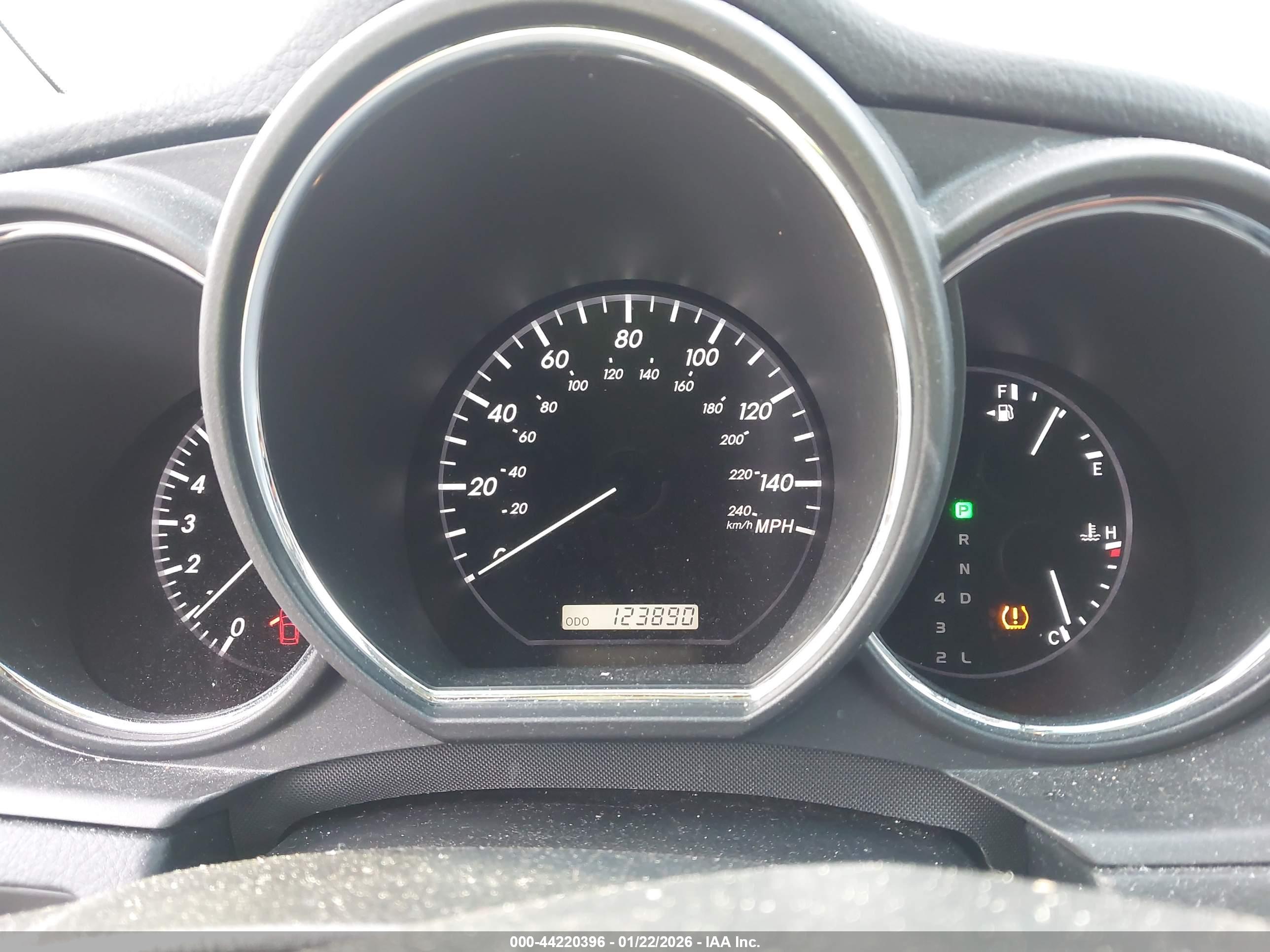 LEXUS RX image 7