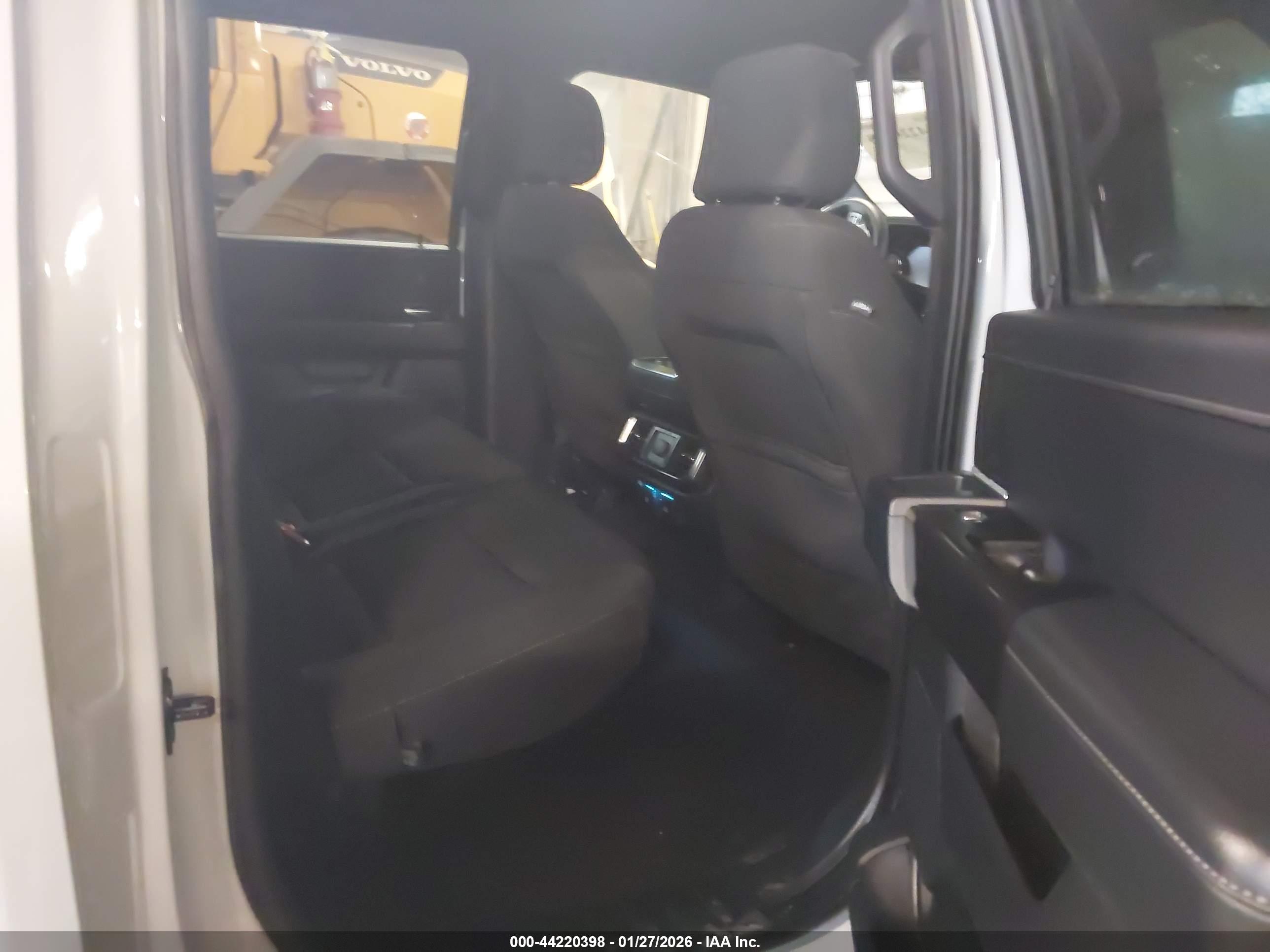 FORD F-150 image 8