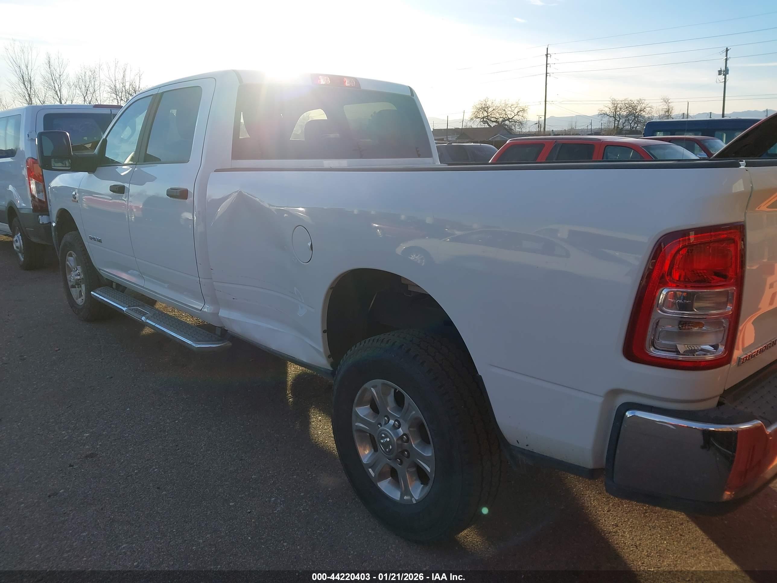RAM 2500 image 3