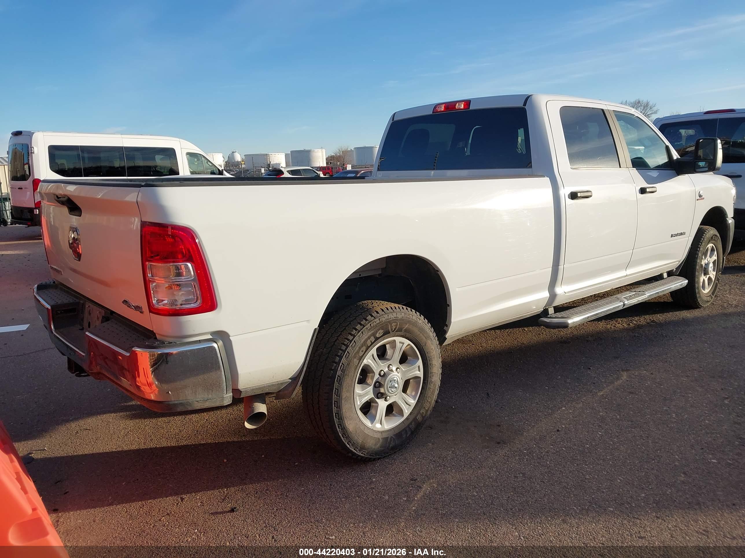 RAM 2500 image 4
