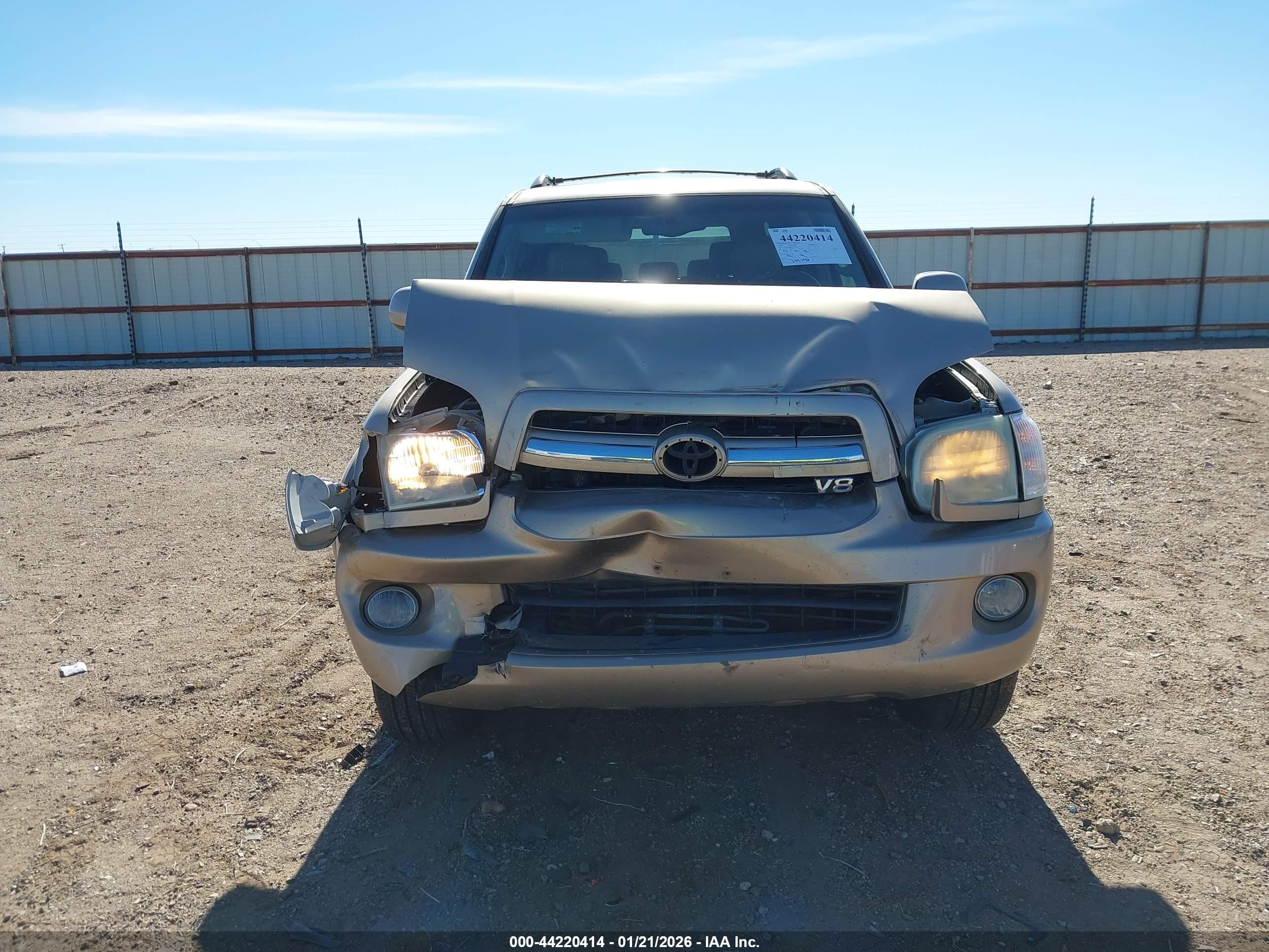 TOYOTA SEQUOIA image 6