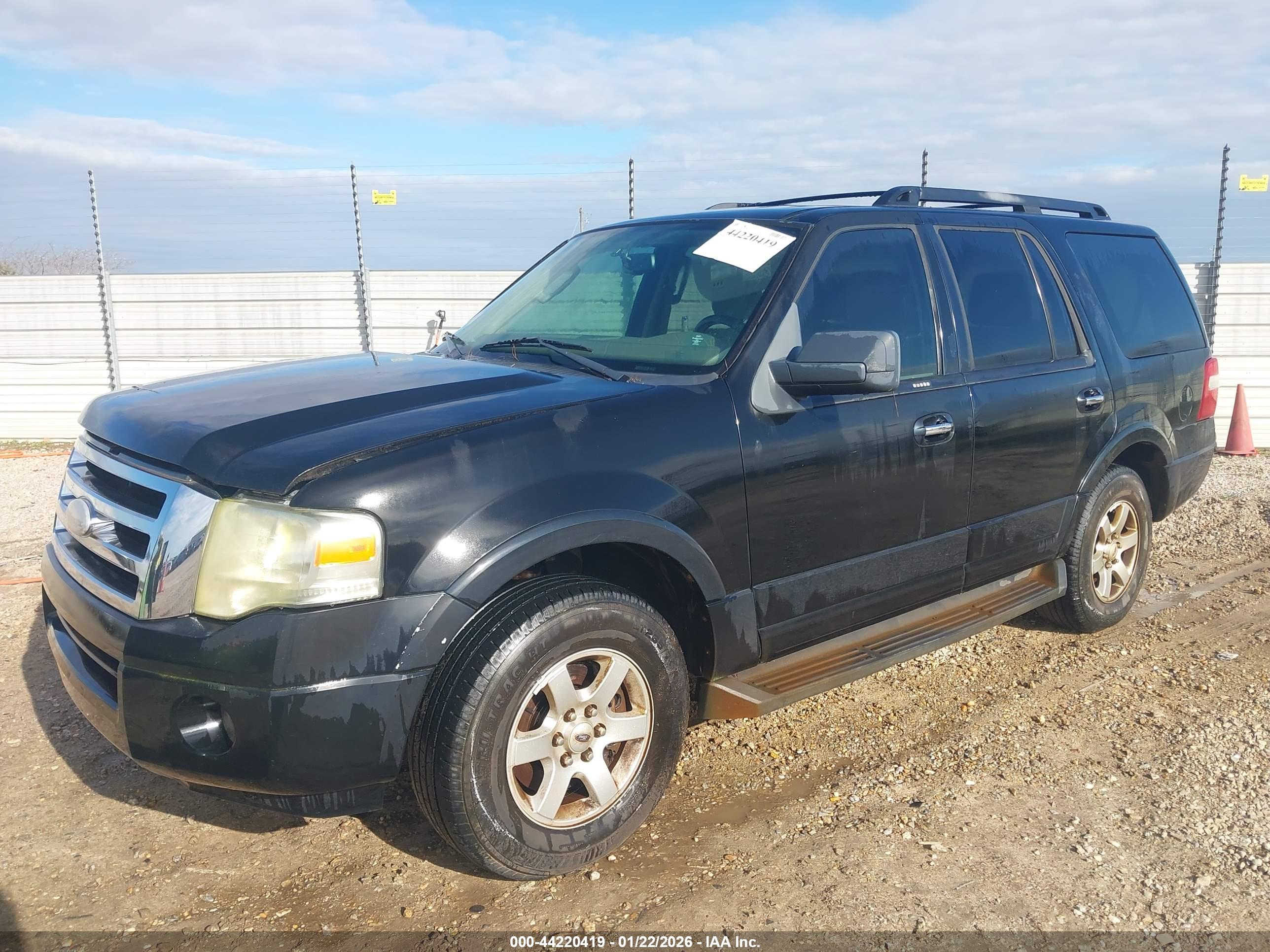 FORD EXPEDITION image 2