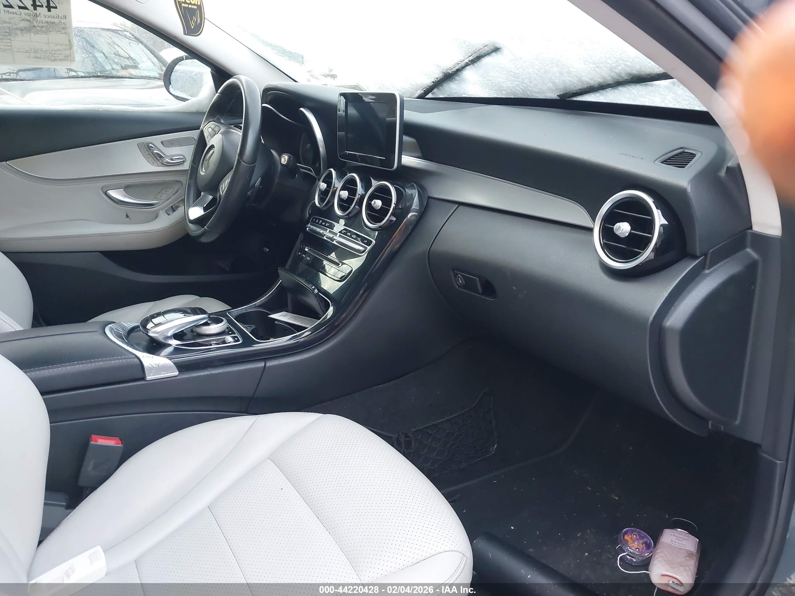 MERCEDES-BENZ C image 5