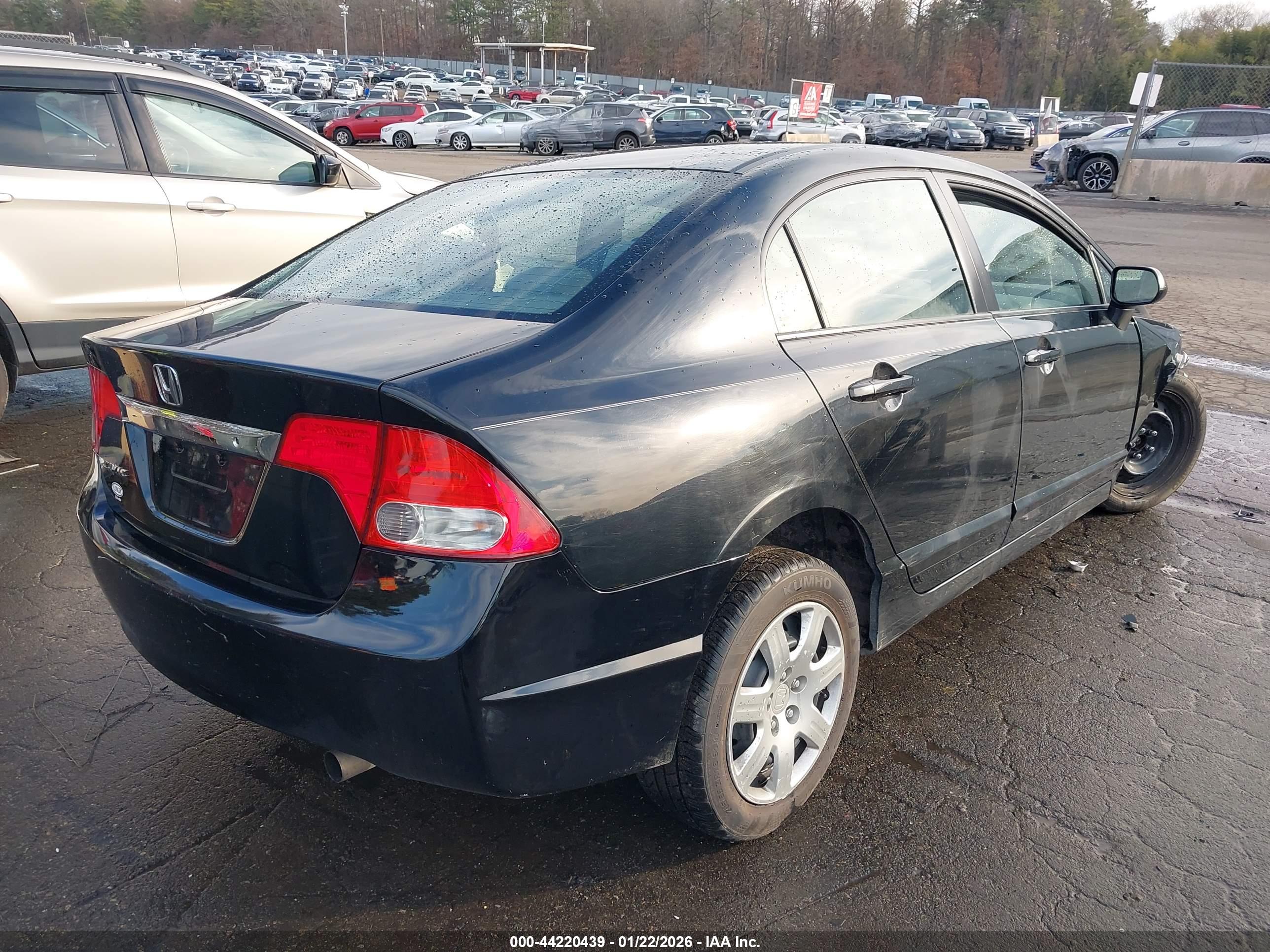 HONDA CIVIC image 4