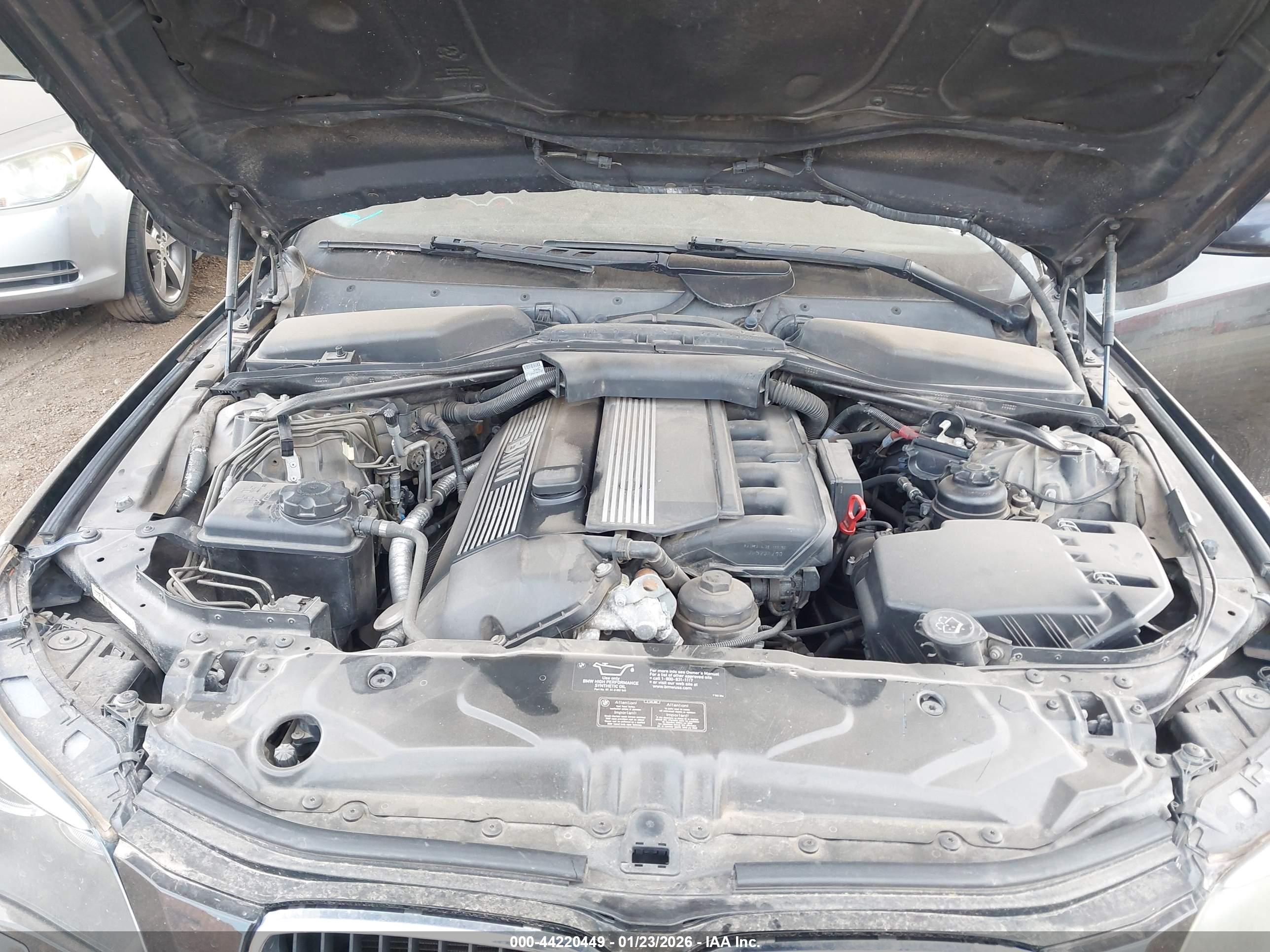 BMW 525I image 10