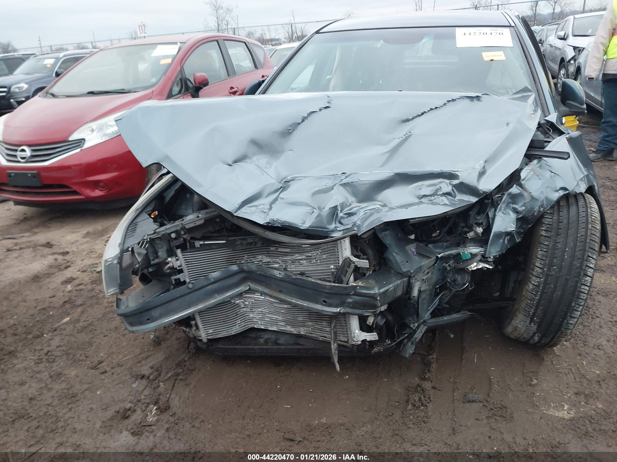 CHEVROLET CRUZE image 6