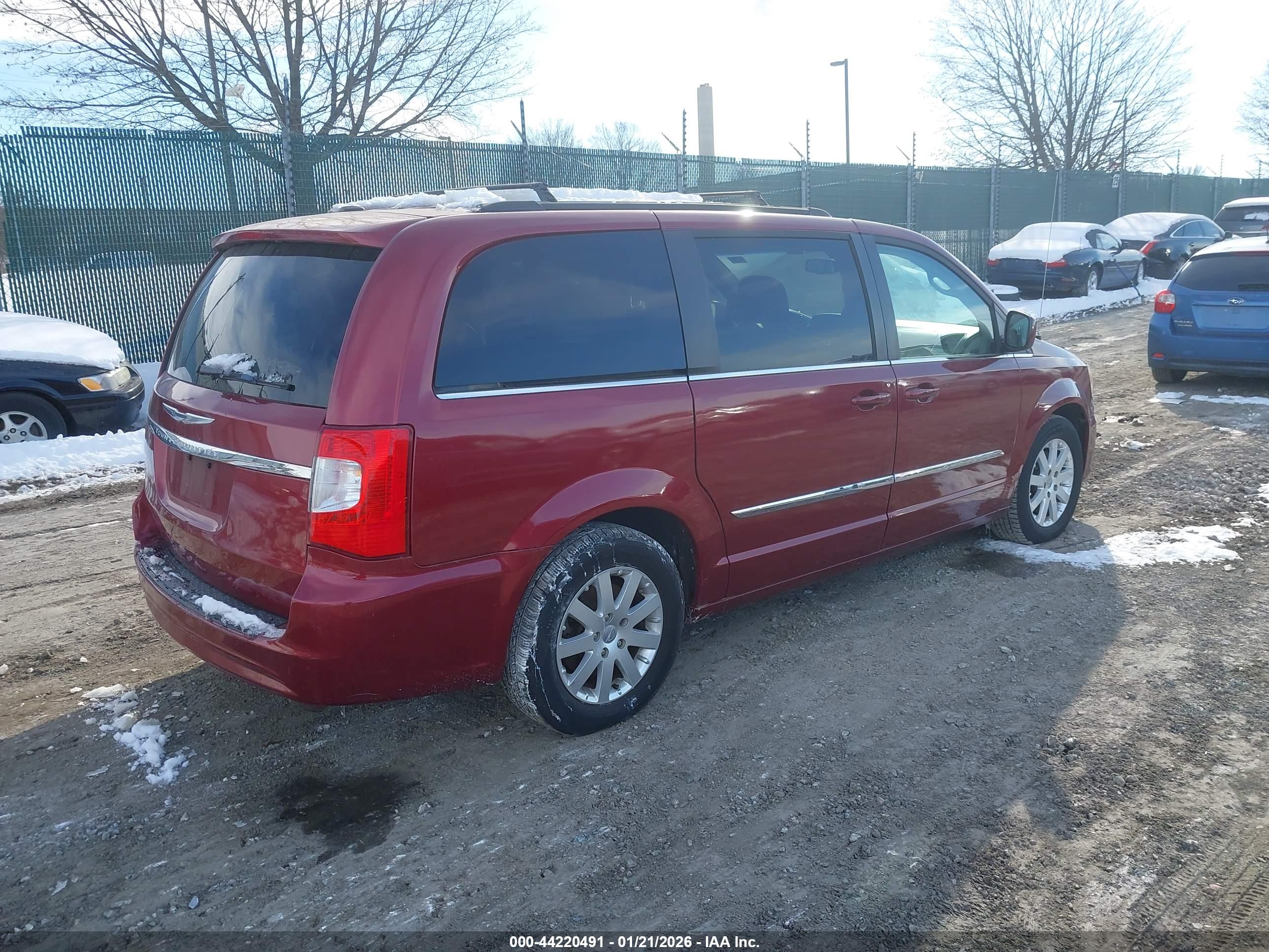 CHRYSLER TOWN image 4