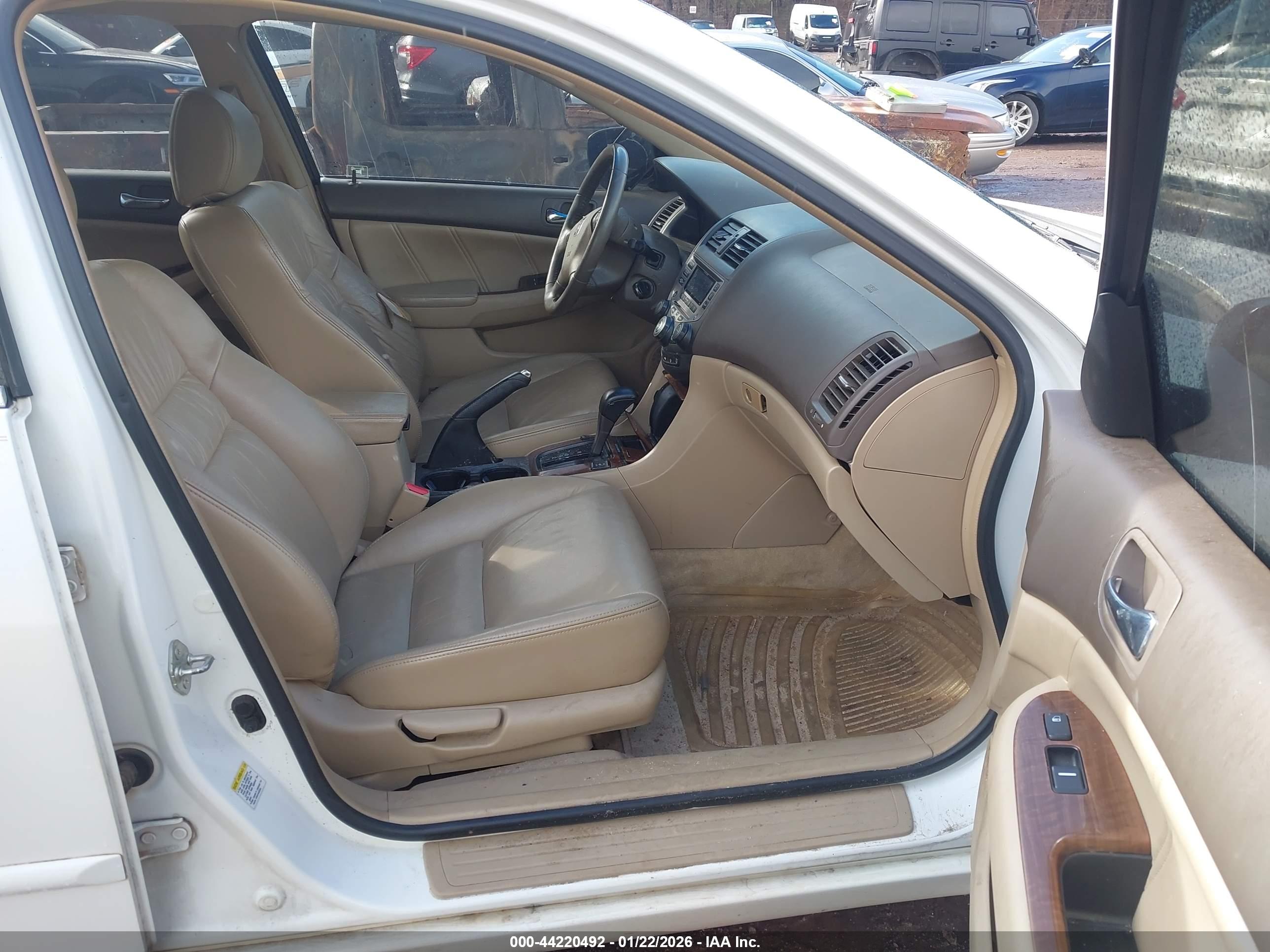 HONDA ACCORD image 5