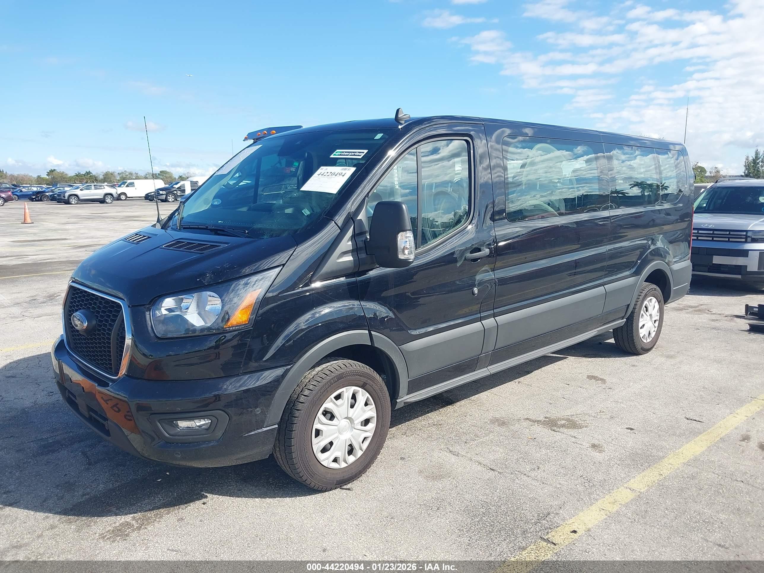 FORD TRANSIT-350 image 2