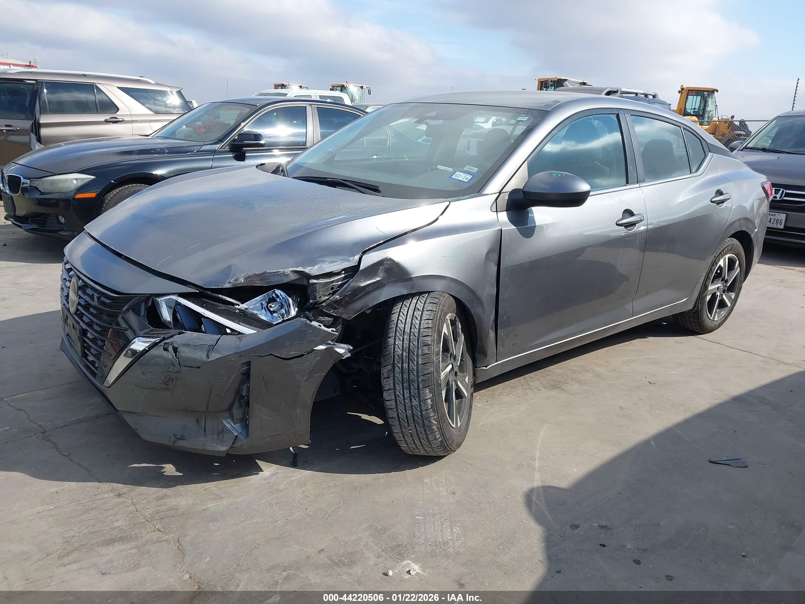 NISSAN SENTRA image 2