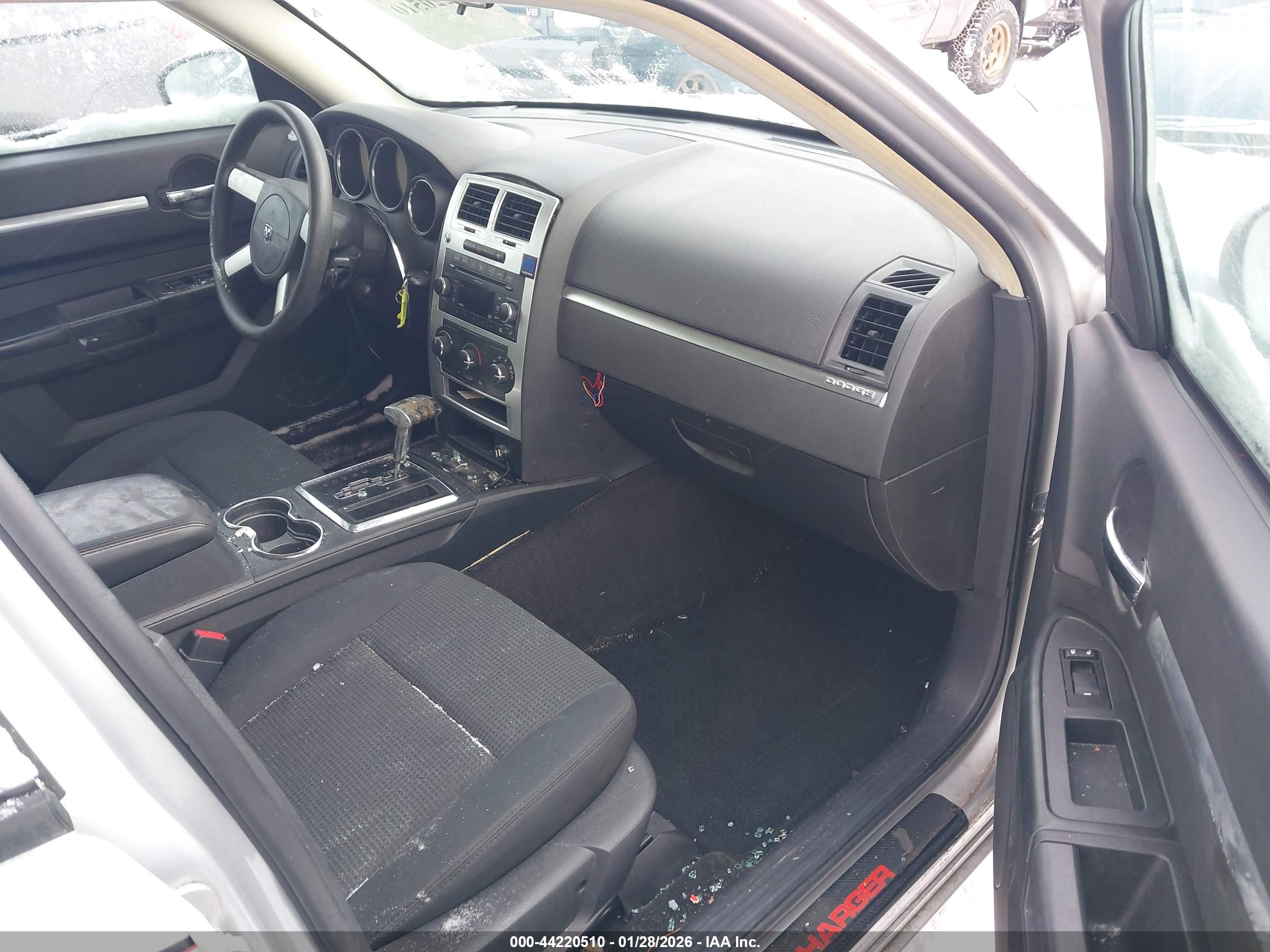 DODGE CHARGER image 5