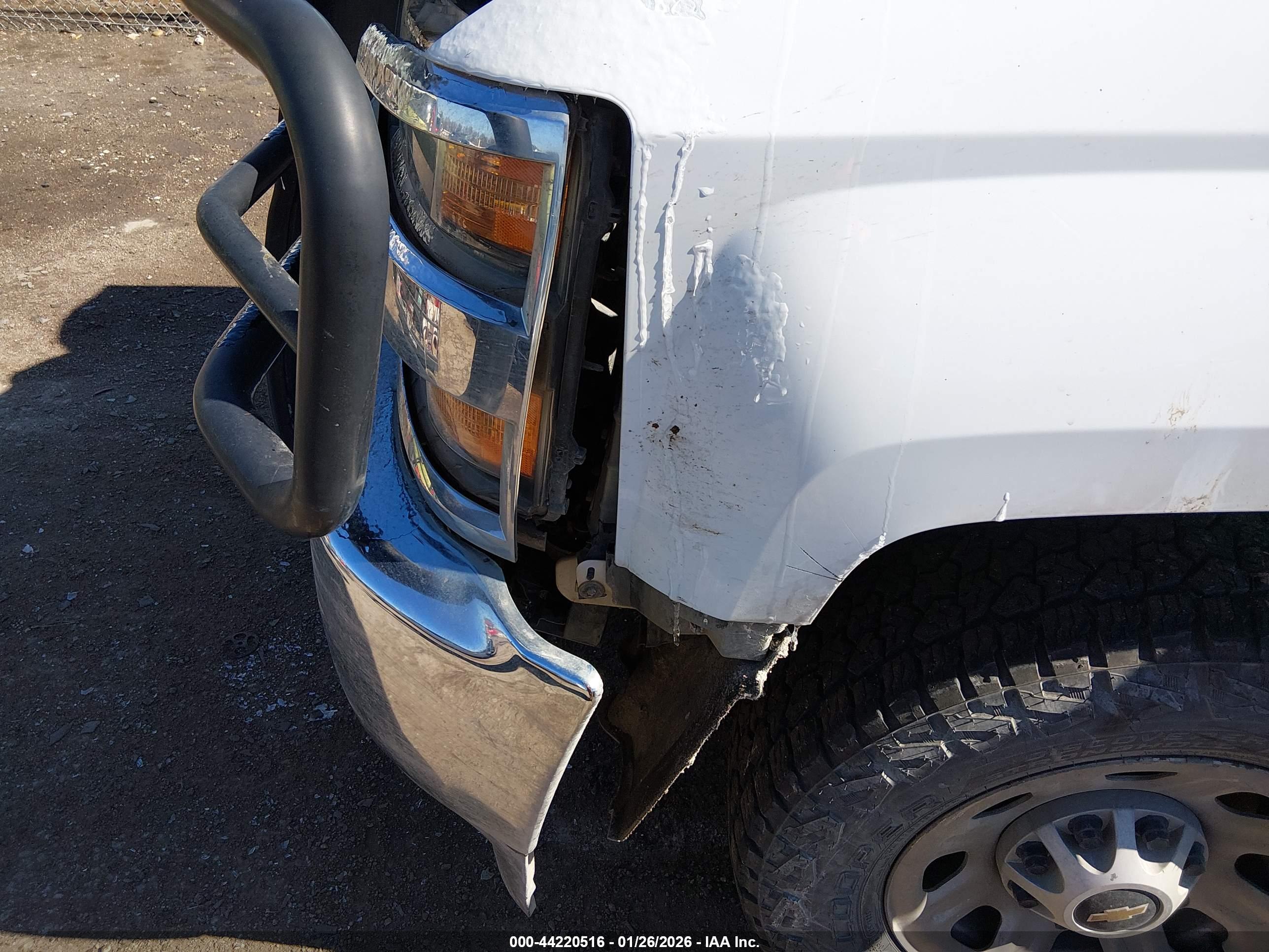 CHEVROLET SILVERADO image 6