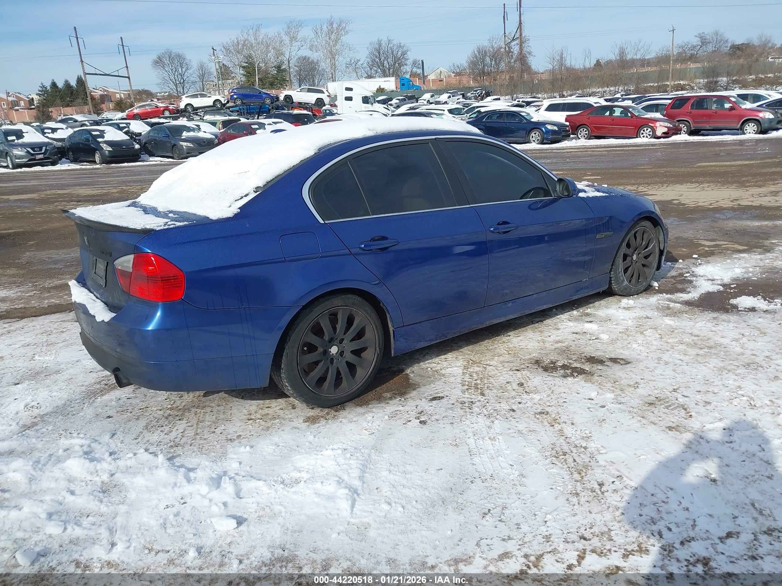 BMW 335I image 4