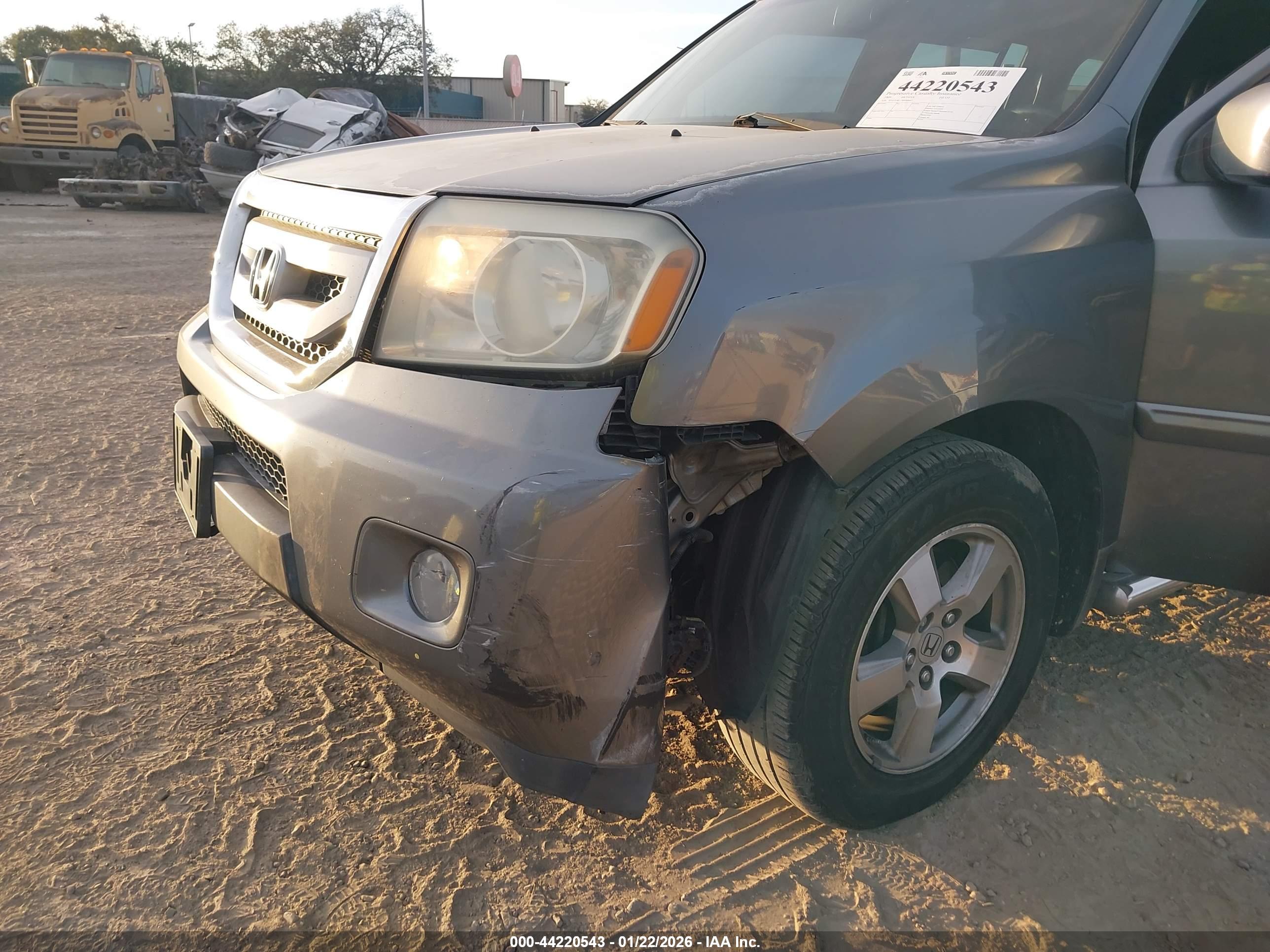 HONDA PILOT image 6