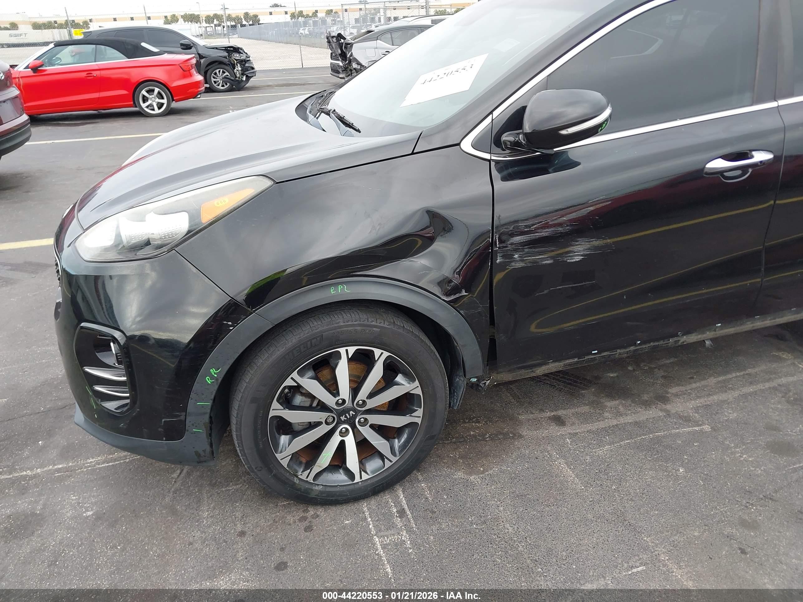 KIA SPORTAGE image 6