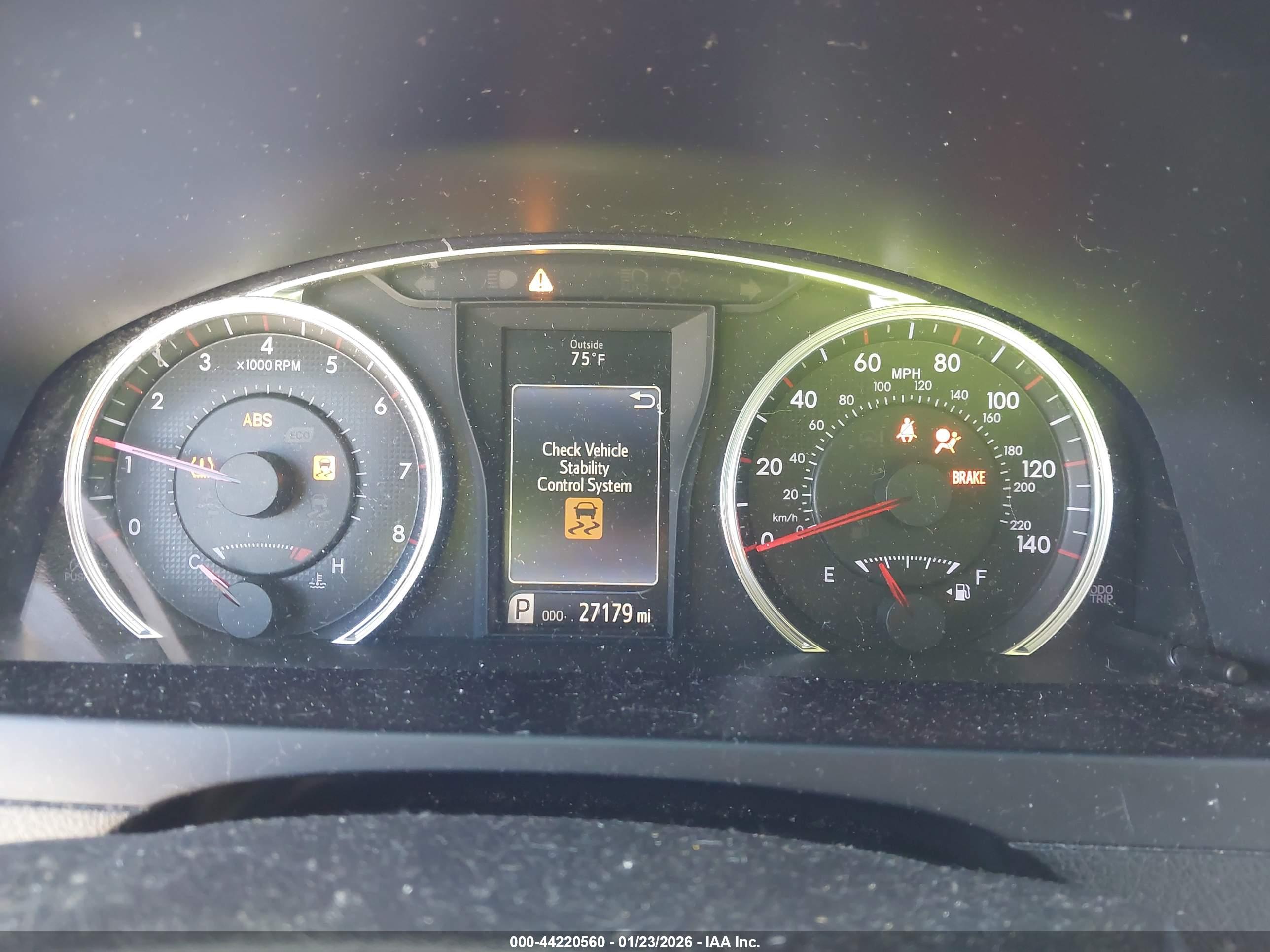 TOYOTA CAMRY image 7