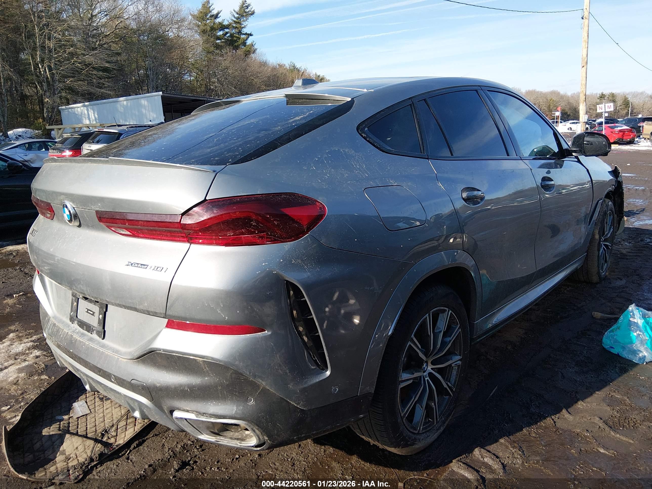BMW X6 image 4