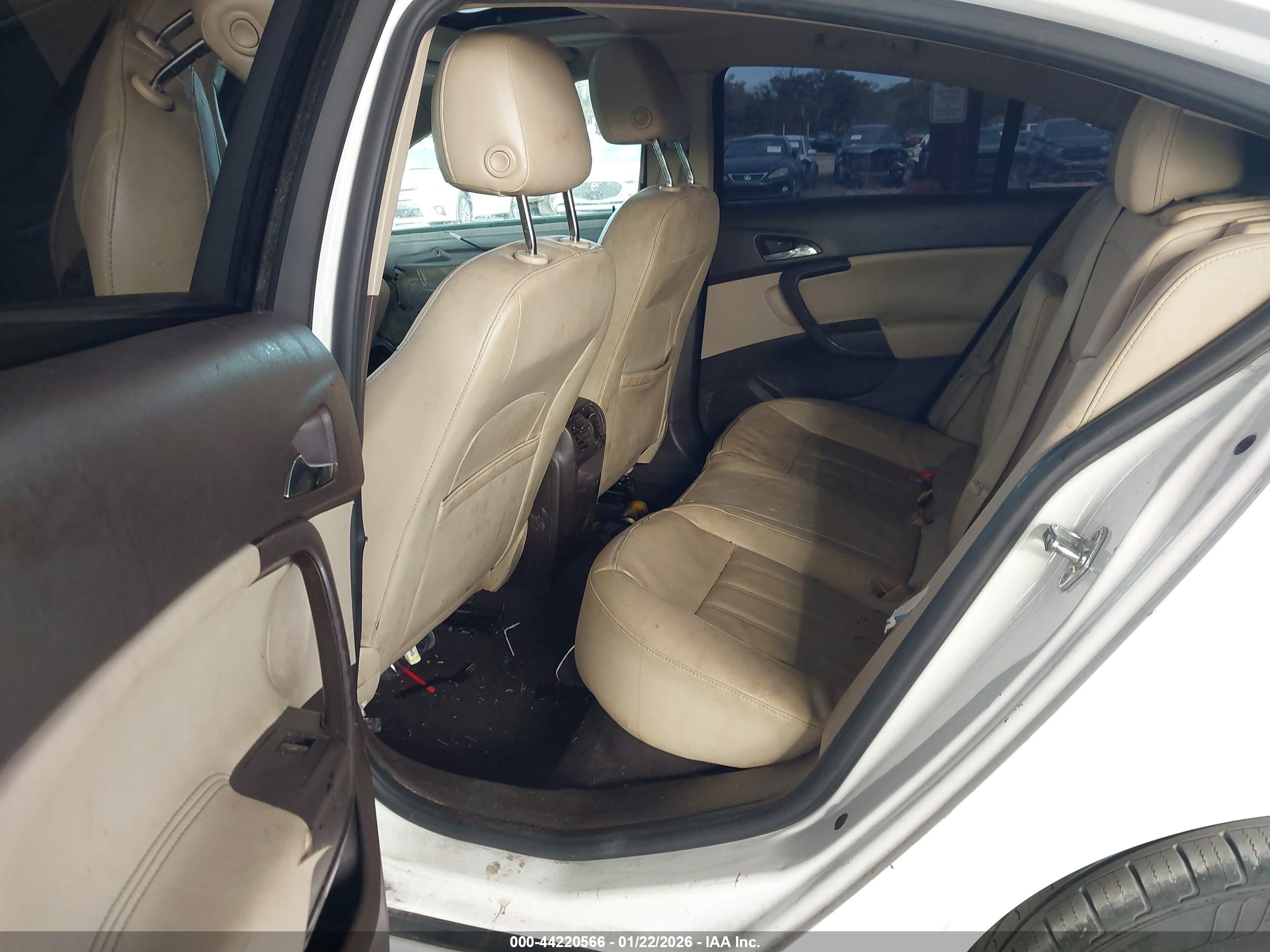 BUICK REGAL image 8