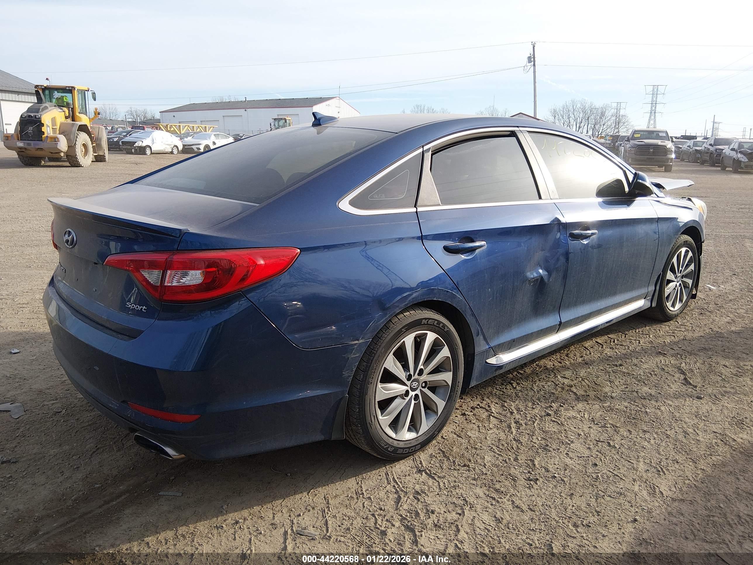 HYUNDAI SONATA image 4
