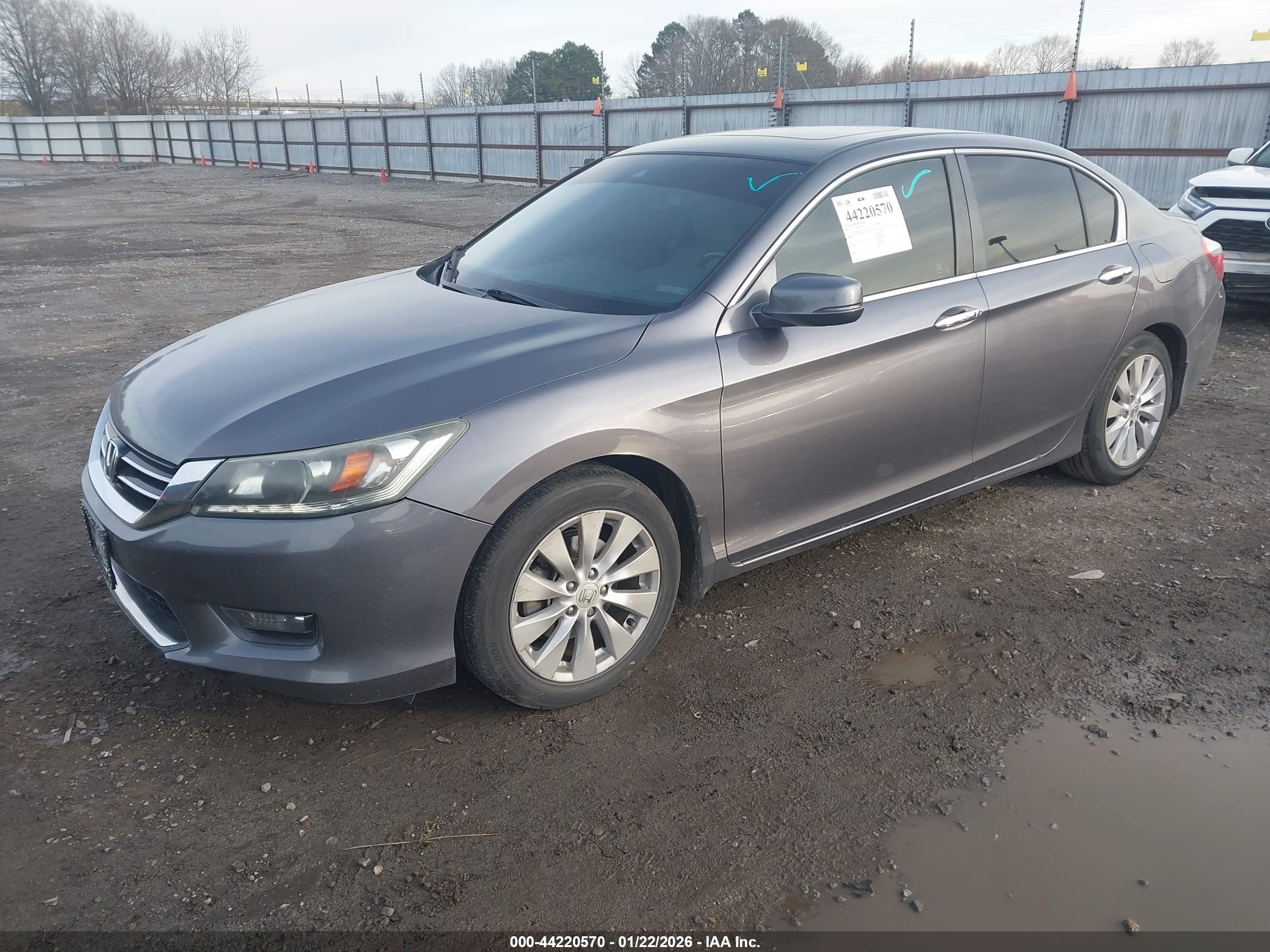 HONDA ACCORD image 2