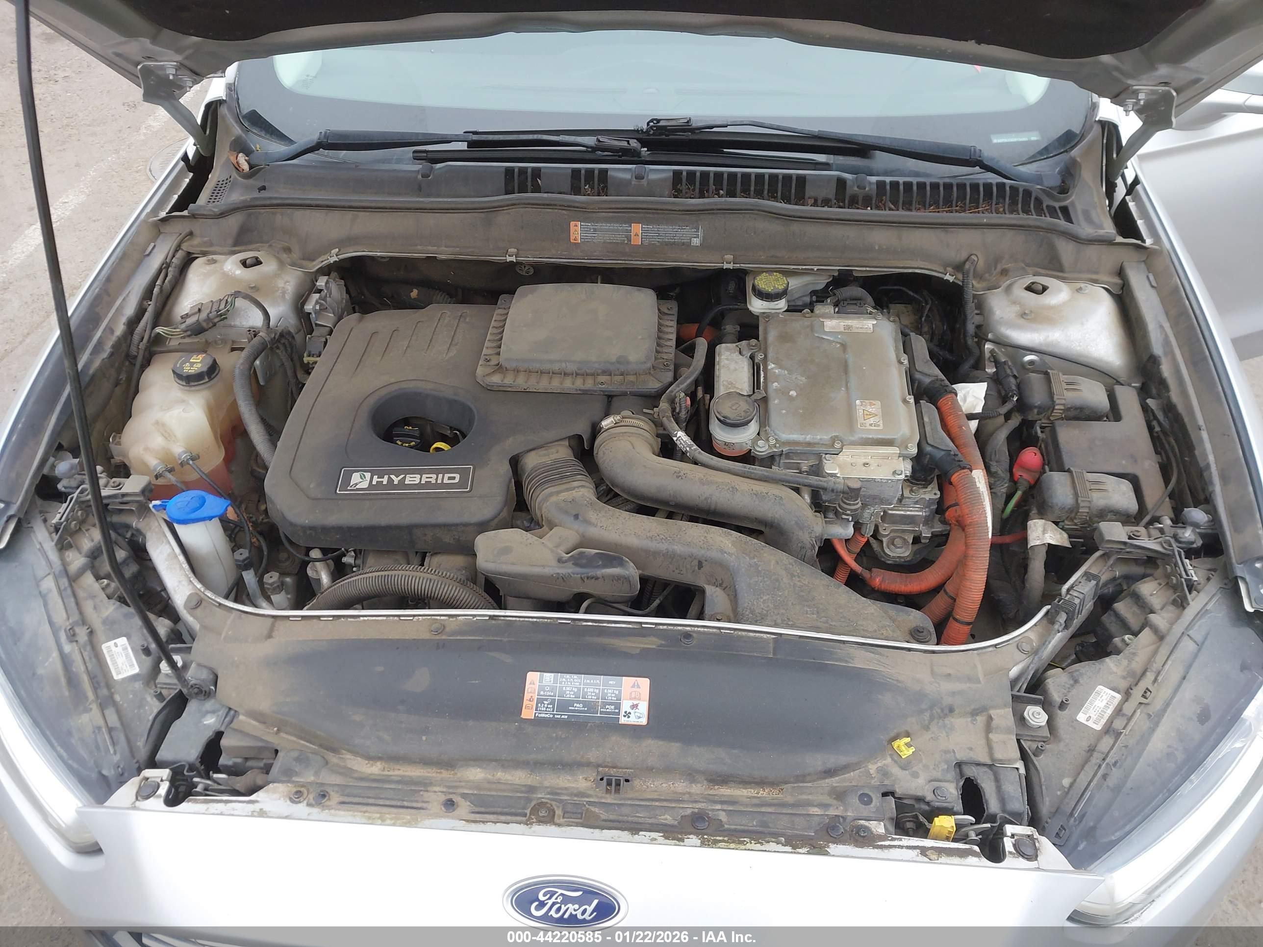FORD FUSION image 10
