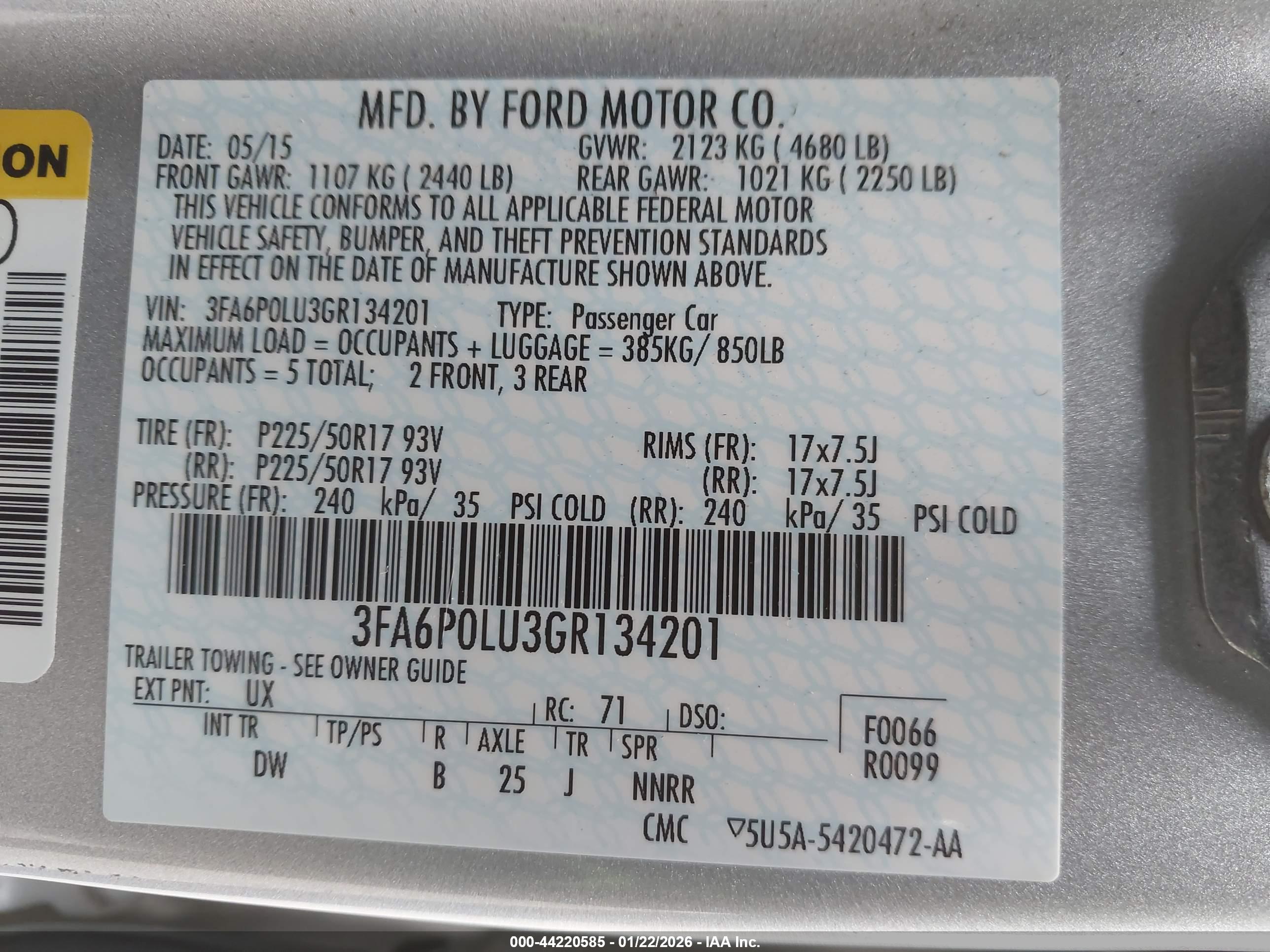 FORD FUSION image 9