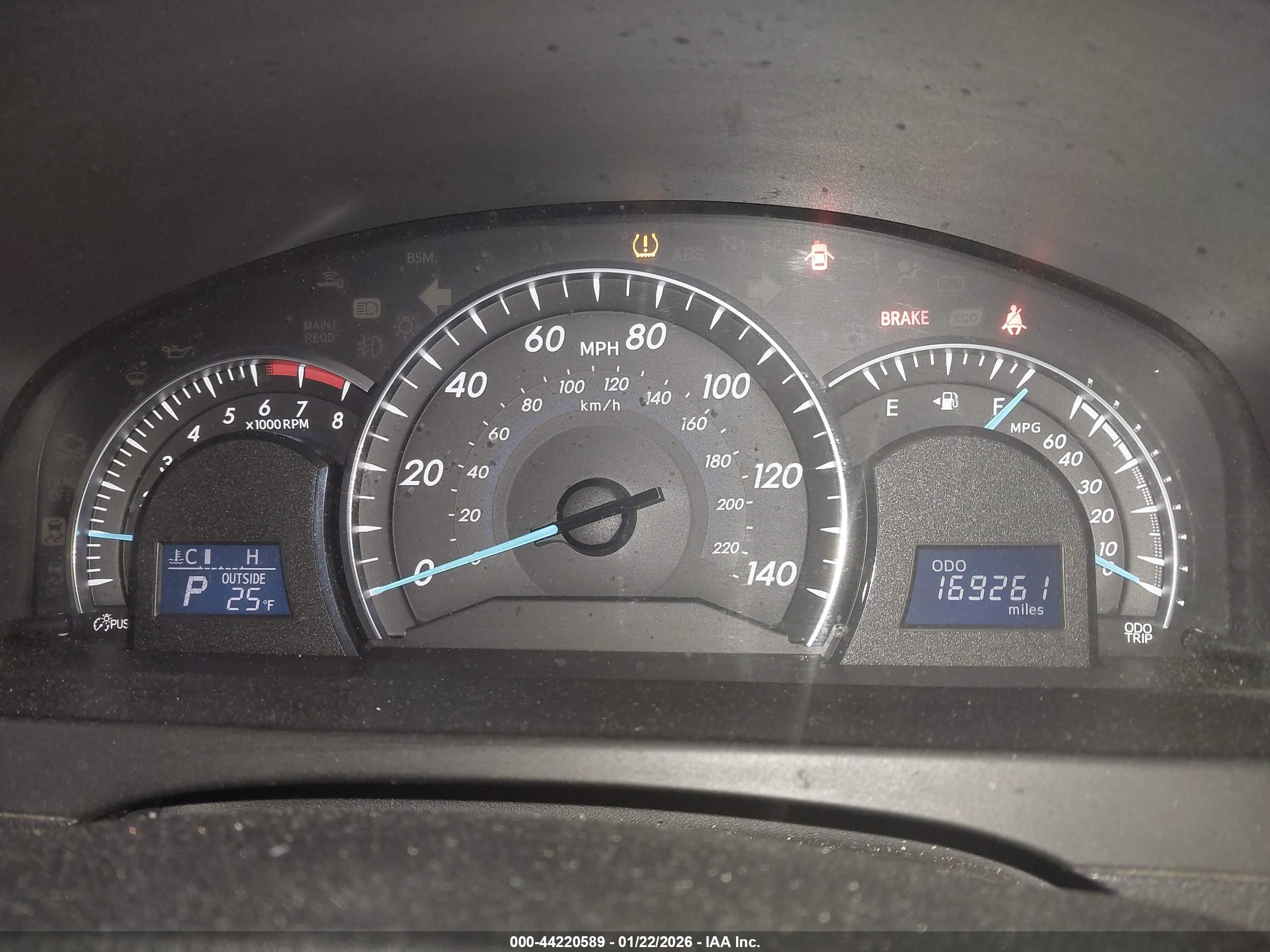 TOYOTA CAMRY image 7