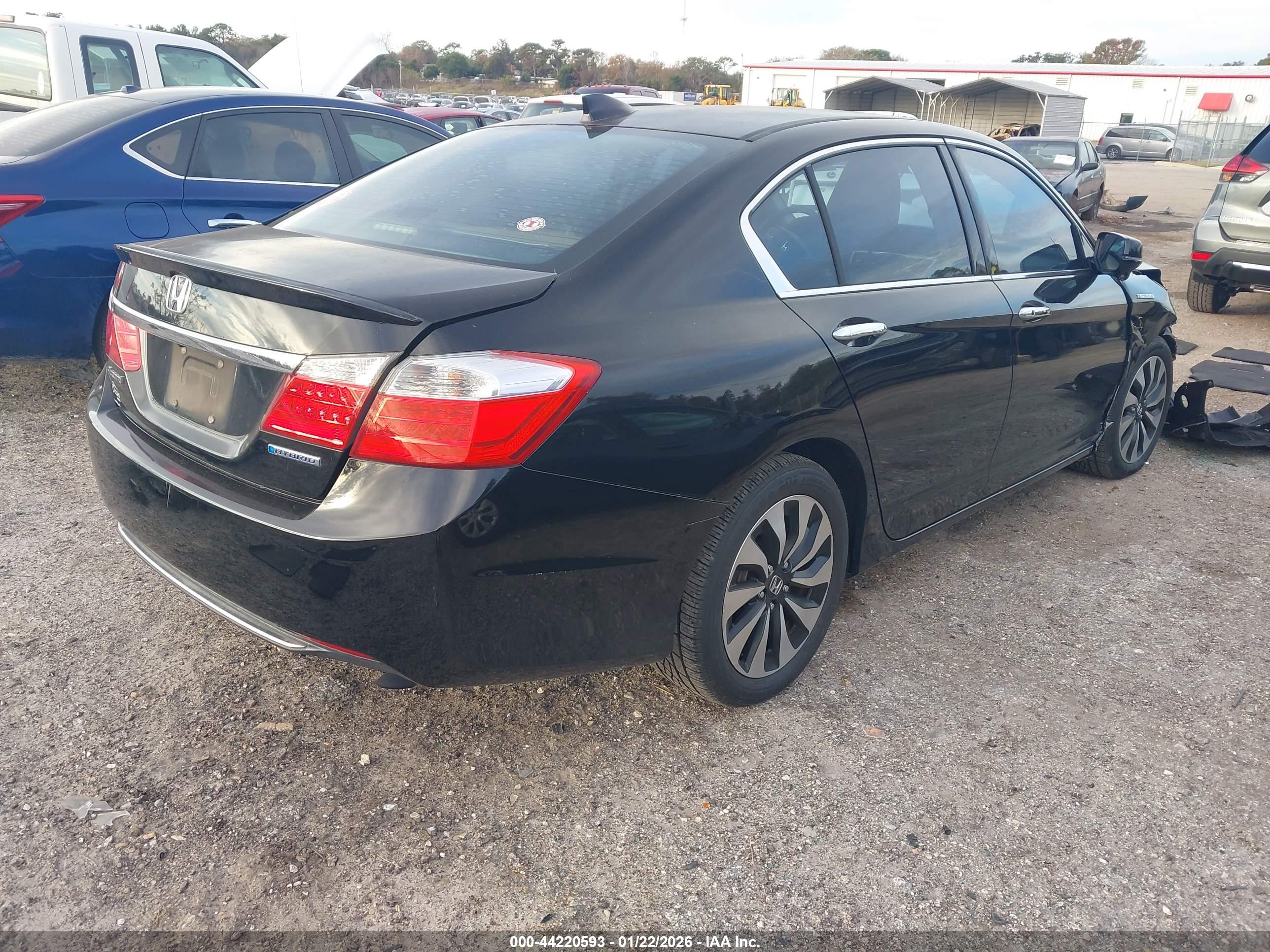 HONDA ACCORD image 4