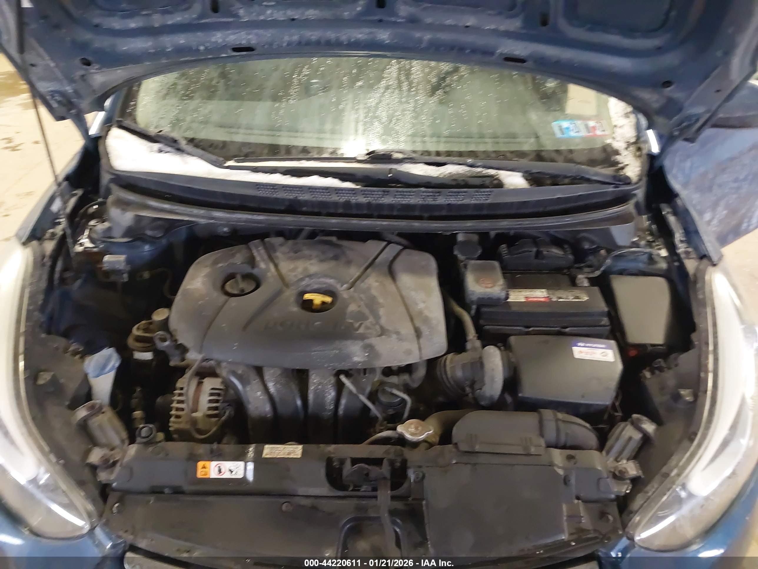 HYUNDAI ELANTRA image 10