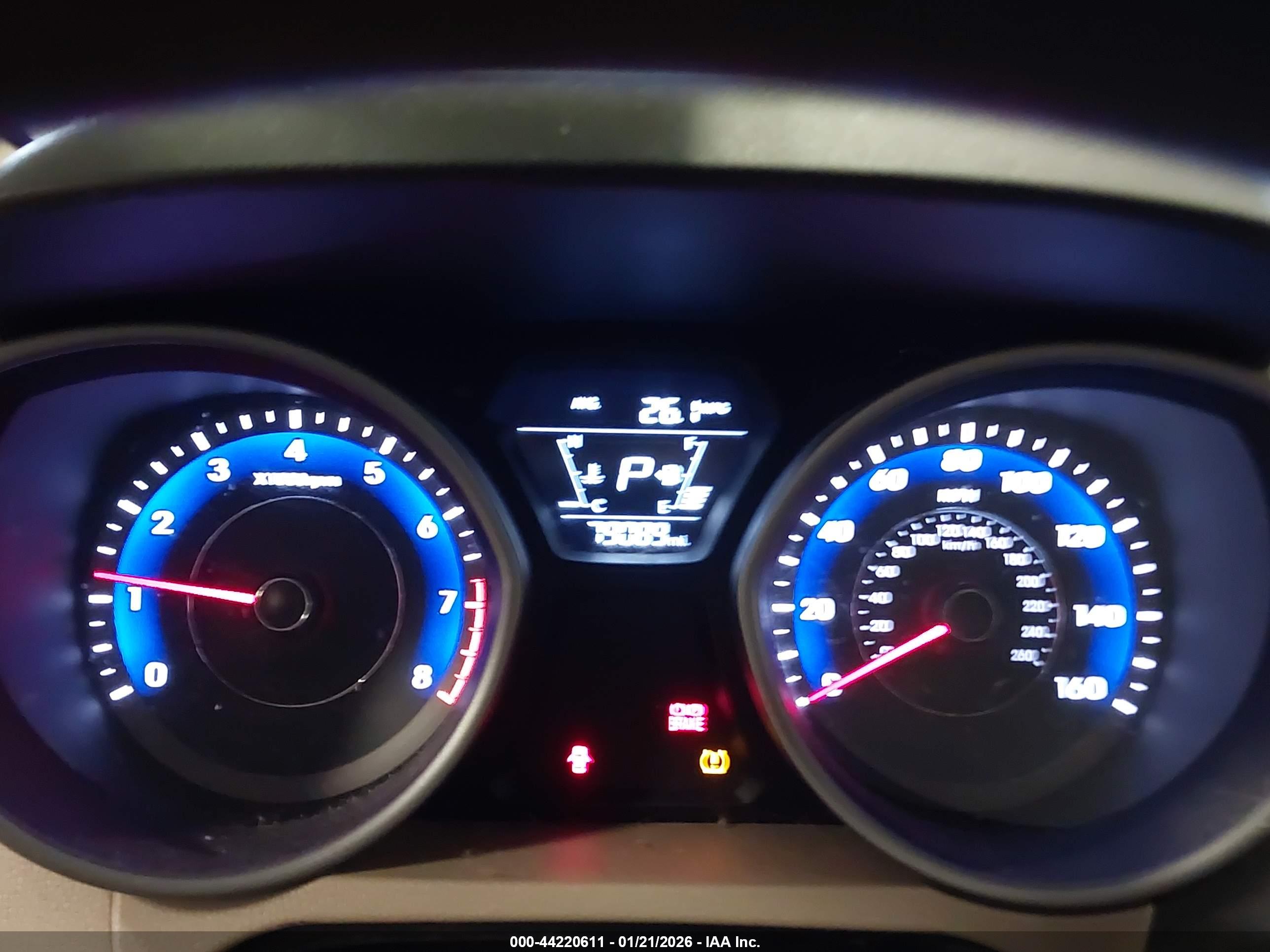 HYUNDAI ELANTRA image 7