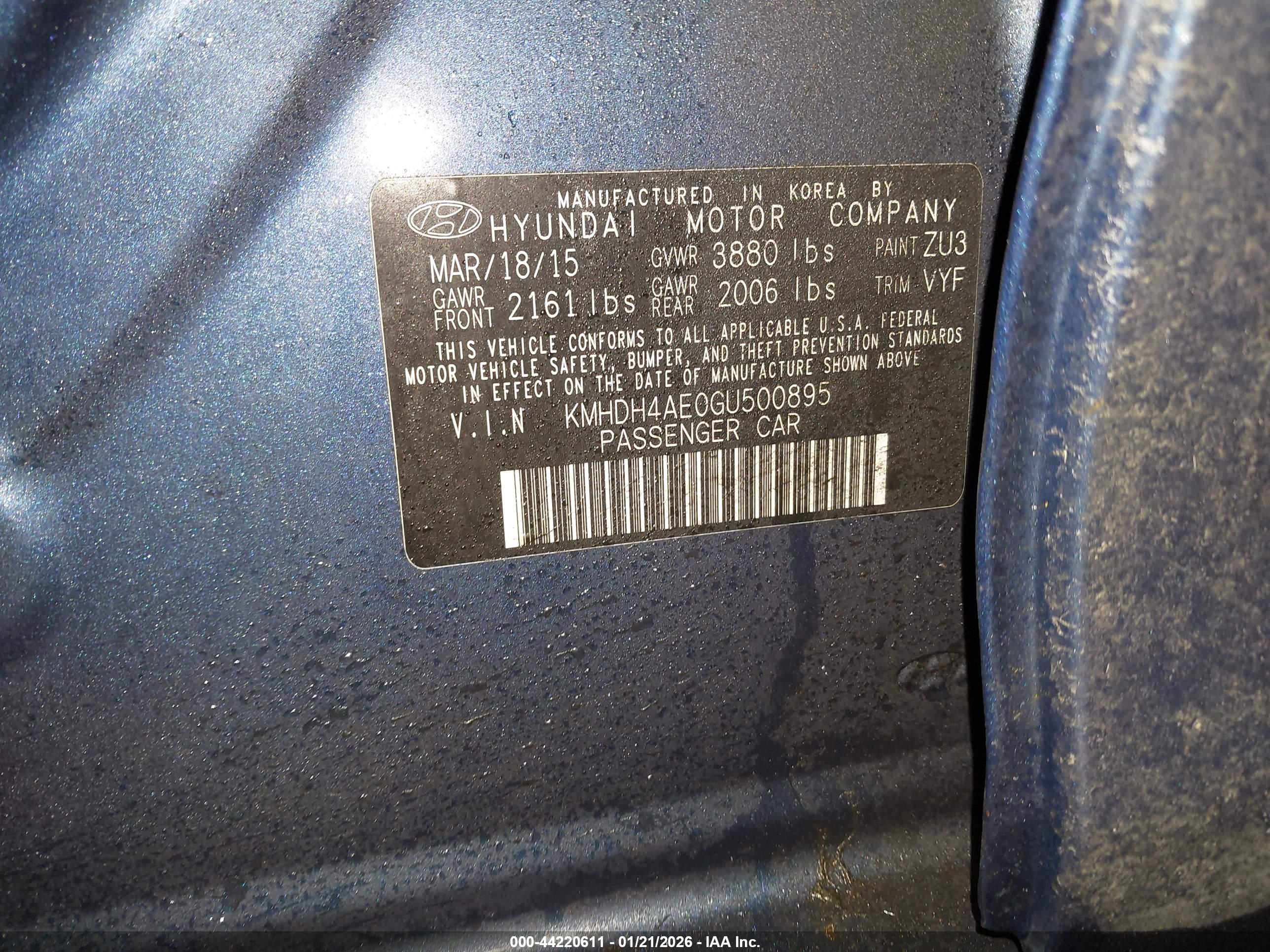 HYUNDAI ELANTRA image 9