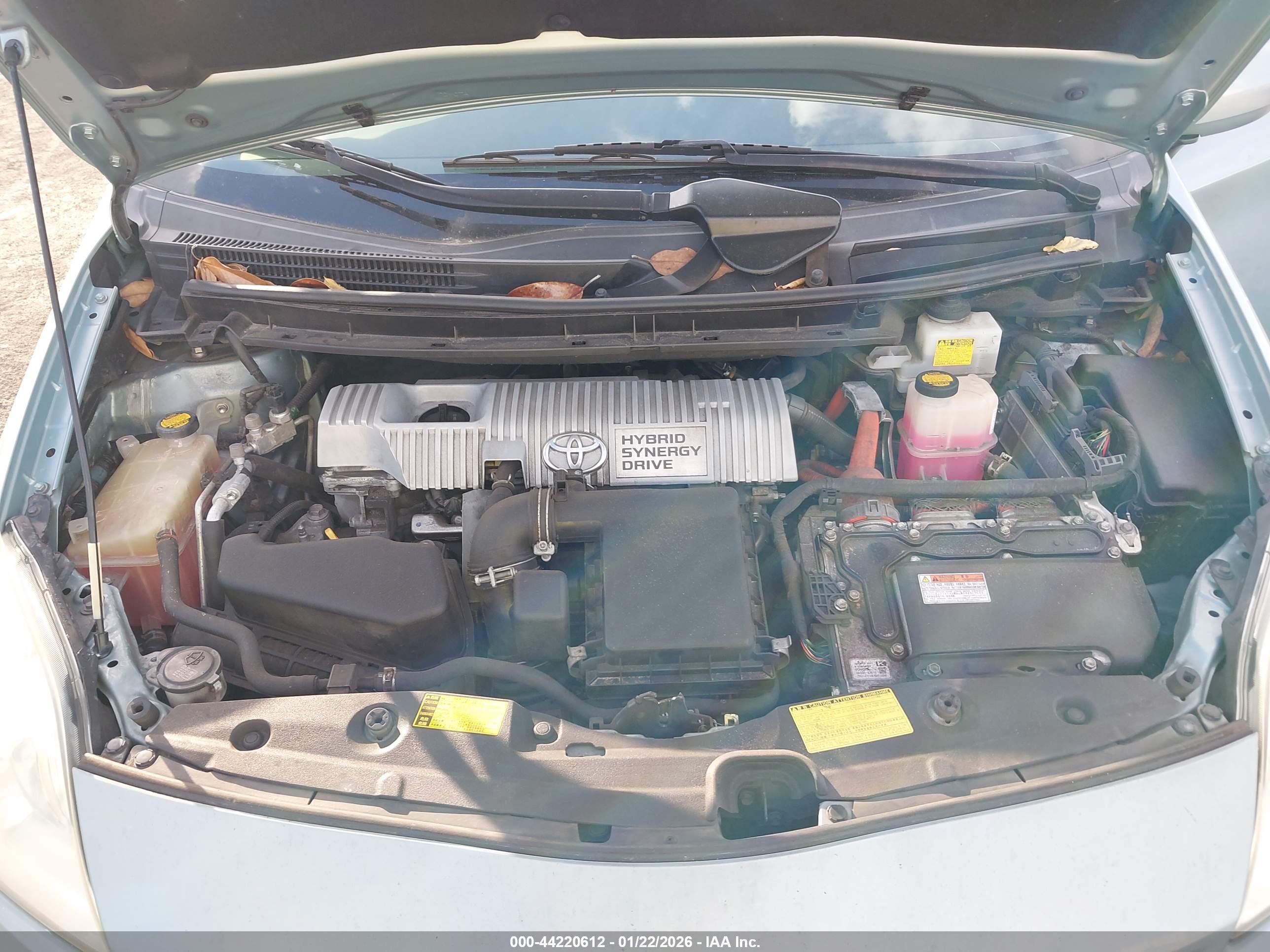 TOYOTA PRIUS image 10