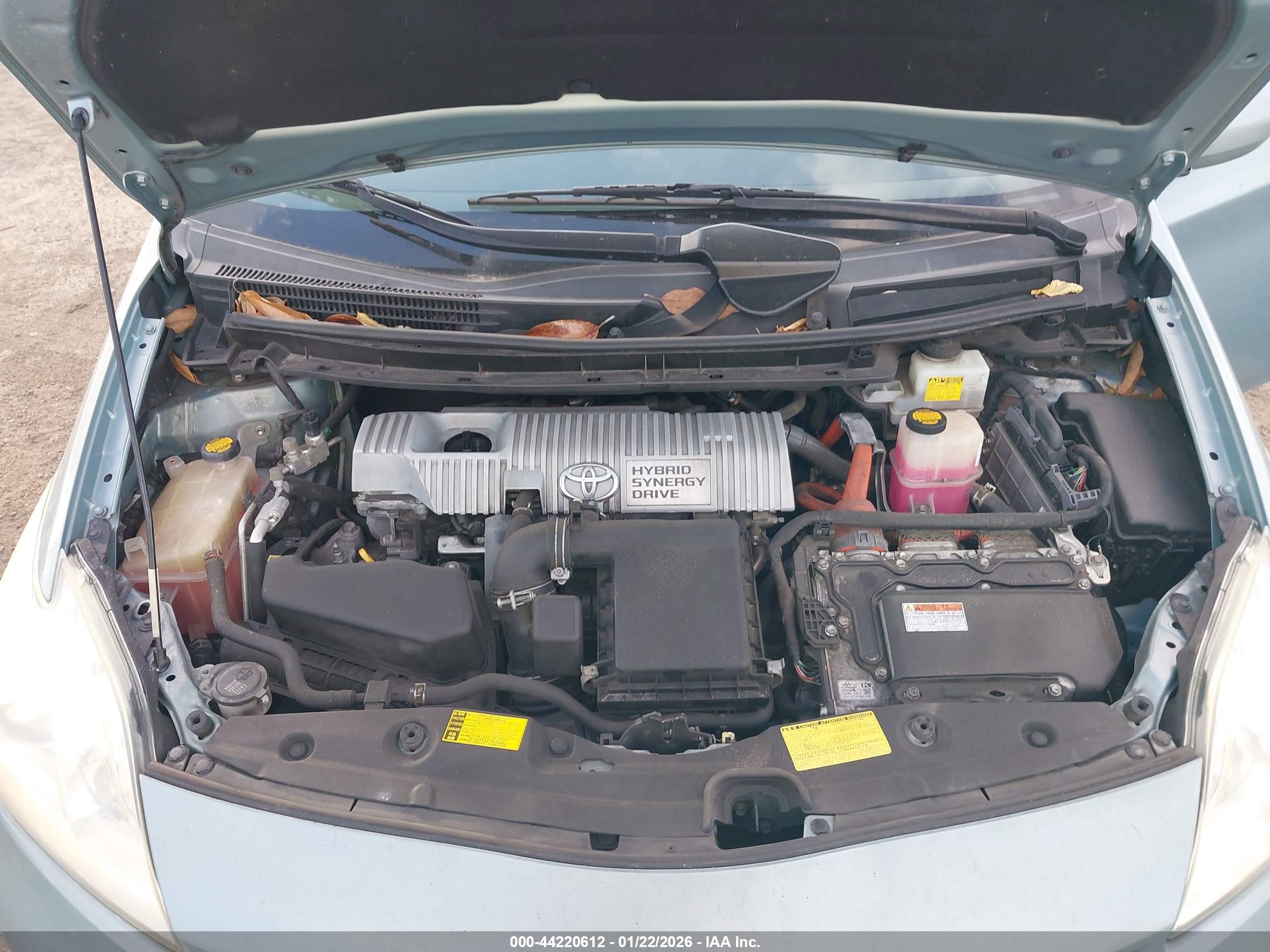 TOYOTA PRIUS image 6